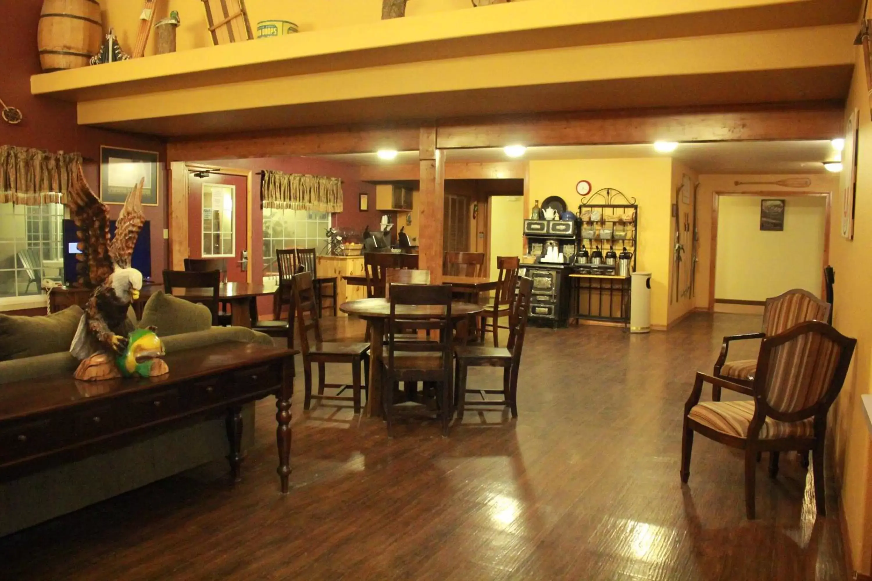 Restaurant/places to eat in FairBridge Inn & Suites Kellogg Restaurant/places to eat in FairBridge Inn & Suites Kellogg