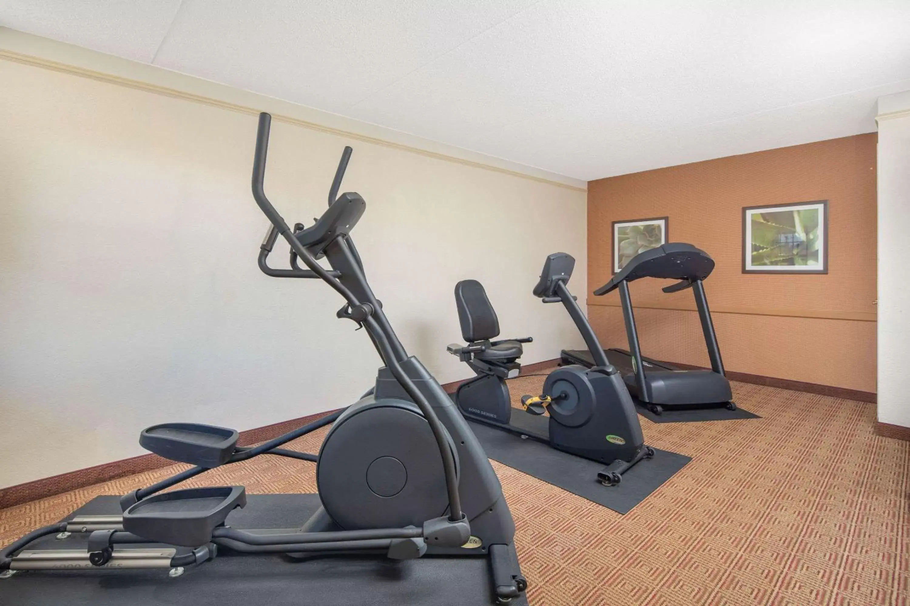 Fitness centre/facilities, Fitness Center/Facilities in Baymont by Wyndham Marietta/Atlanta North