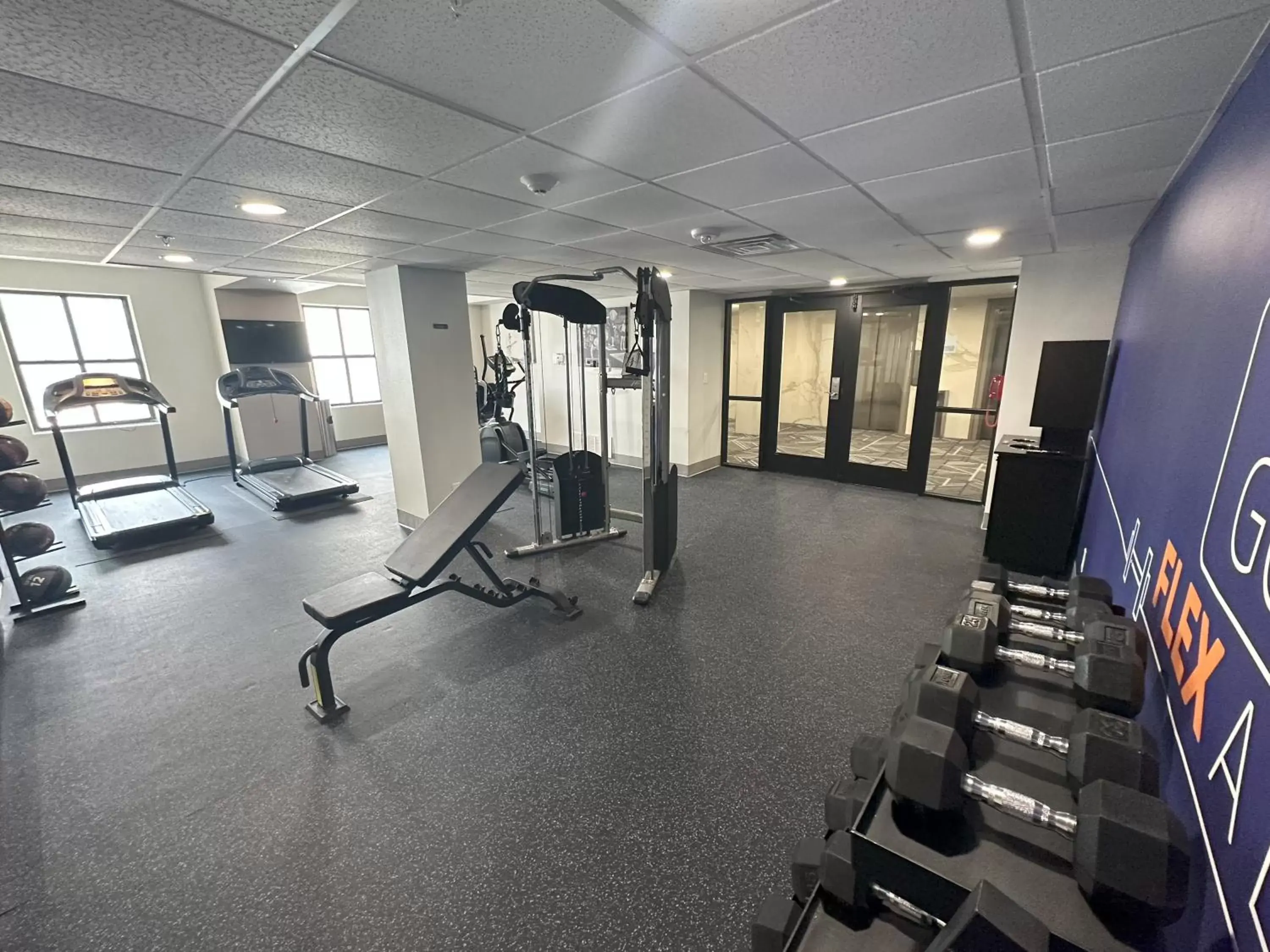 Fitness centre/facilities, Fitness Center/Facilities in Holiday Inn Express - Dallas Downtown, an IHG Hotel