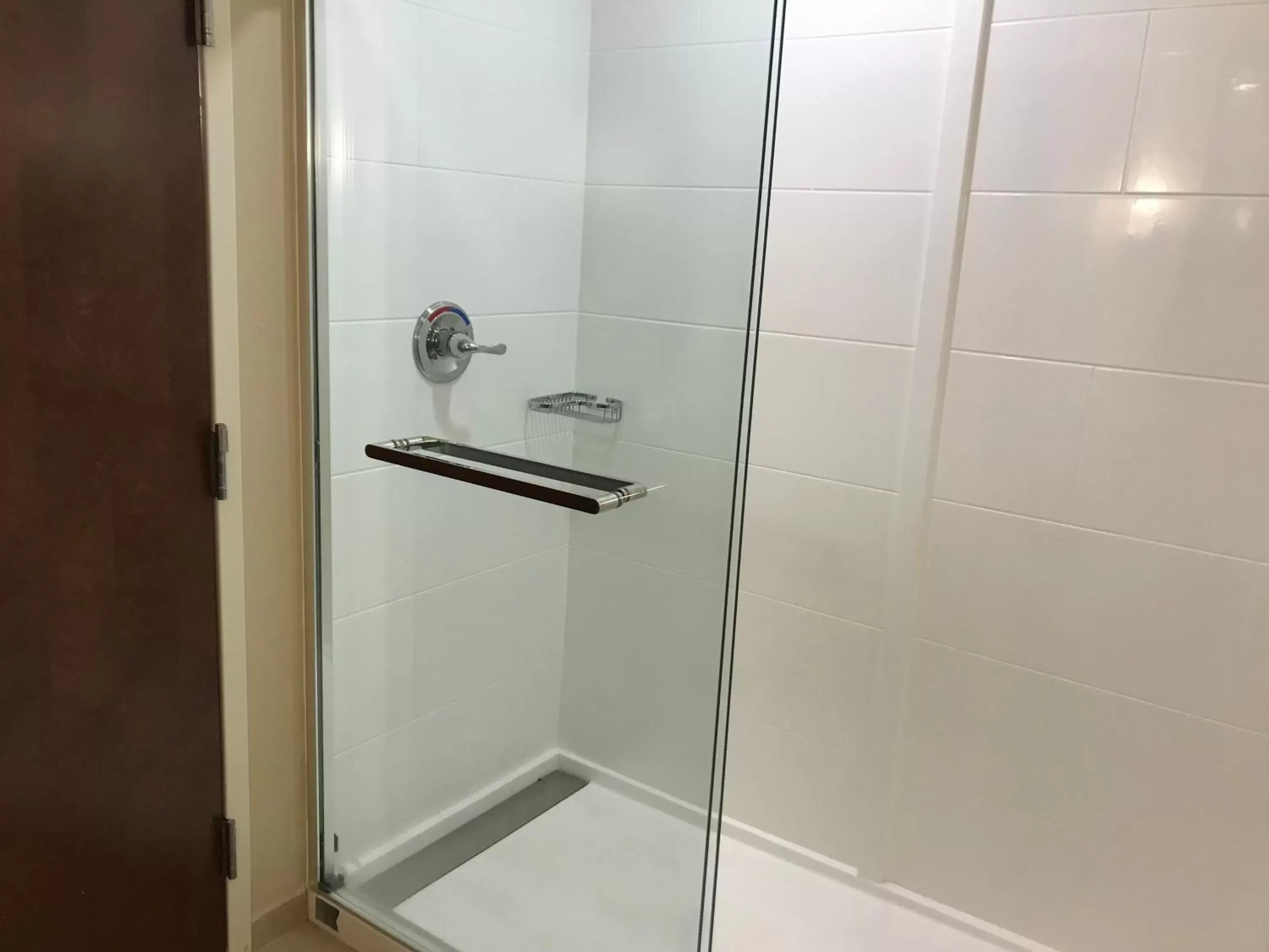Shower, Bathroom in Comfort Suites