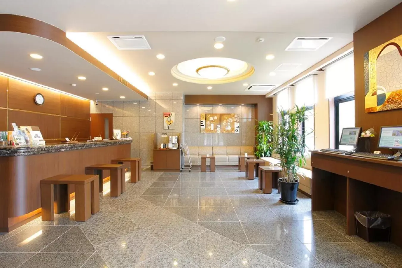 Lobby or reception in Hotel Route-Inn Ichinomiya Ekimae