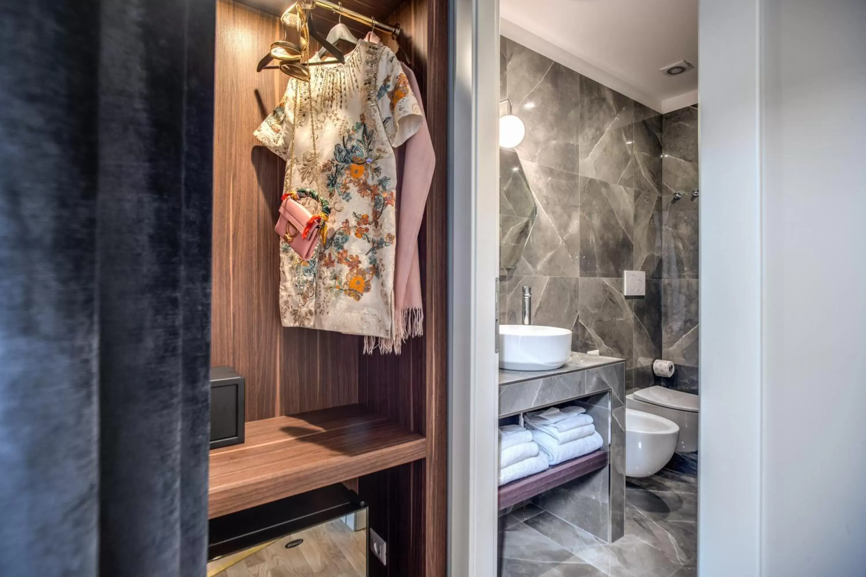 Bathroom in Tree Charme Augusto Luxury Suites
