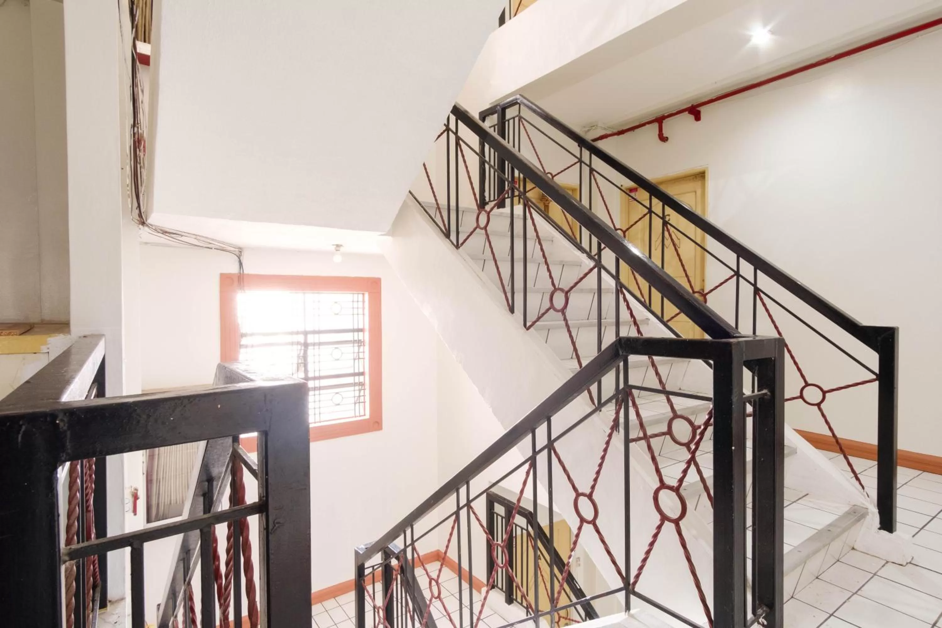 Other in RedDoorz Plus near Johnson and Johnson Paranaque