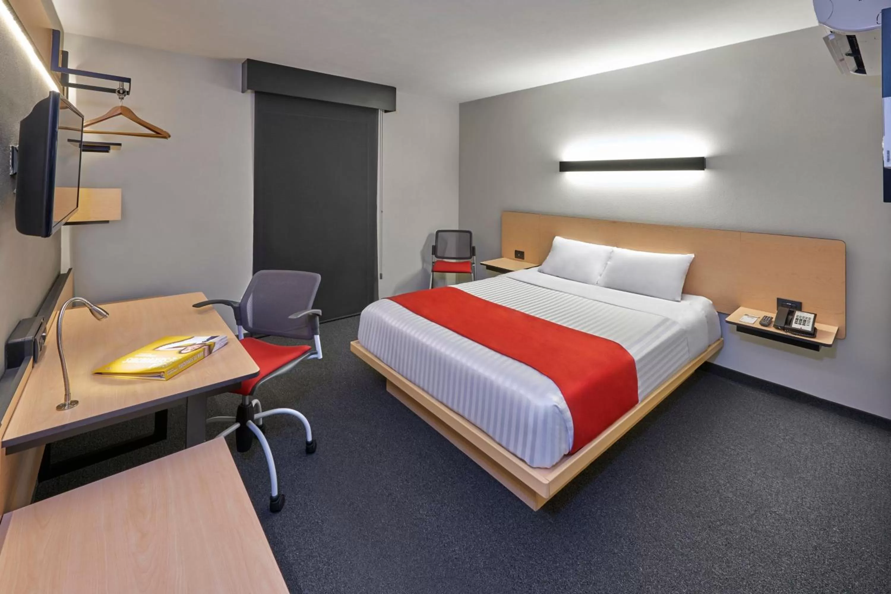 Bedroom, Bed in City Express by Marriott Matamoros