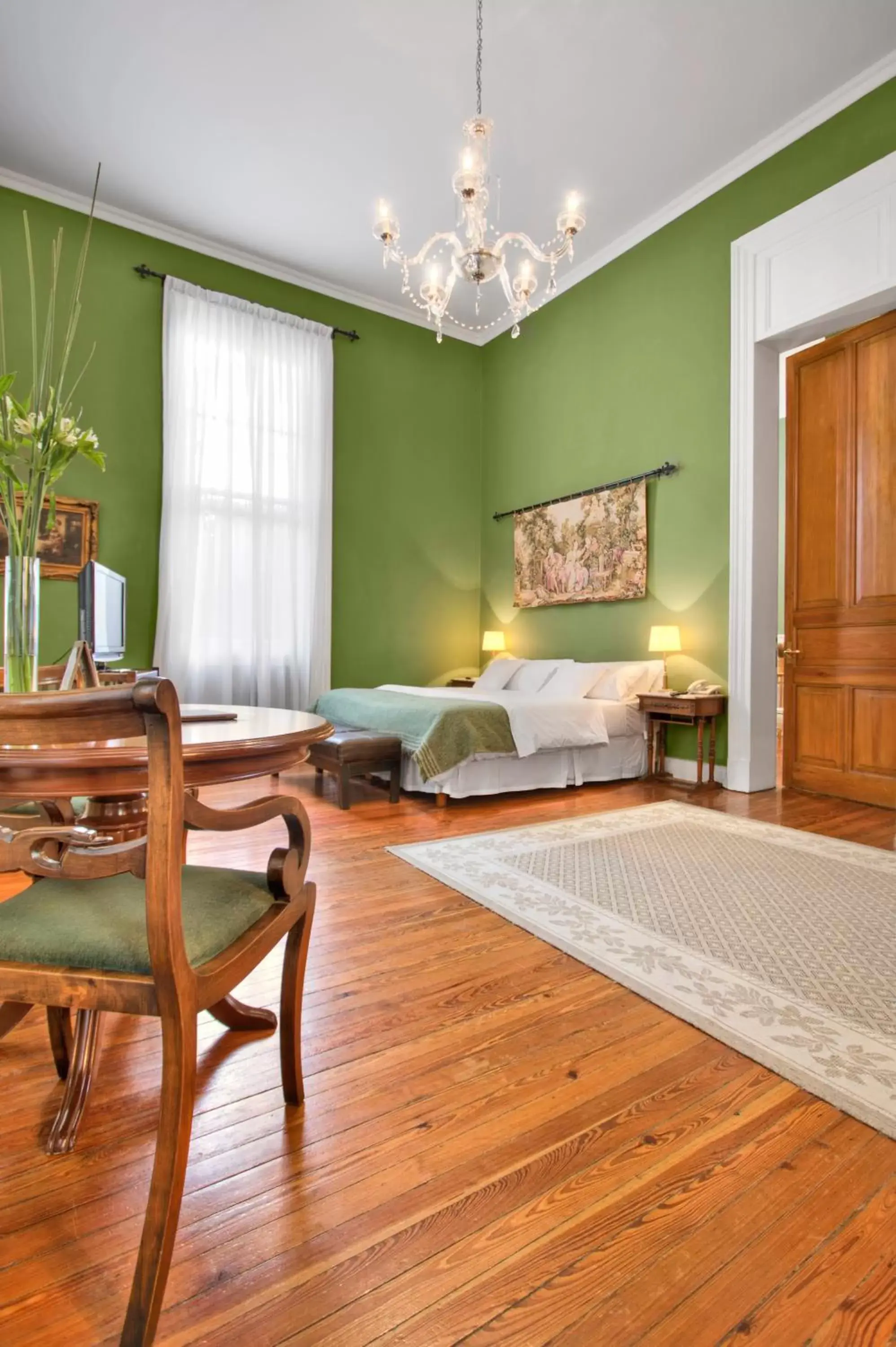 Photo of the whole room, Bed in Hotel del Casco Photo of the whole room, Bed in Hotel del Casco