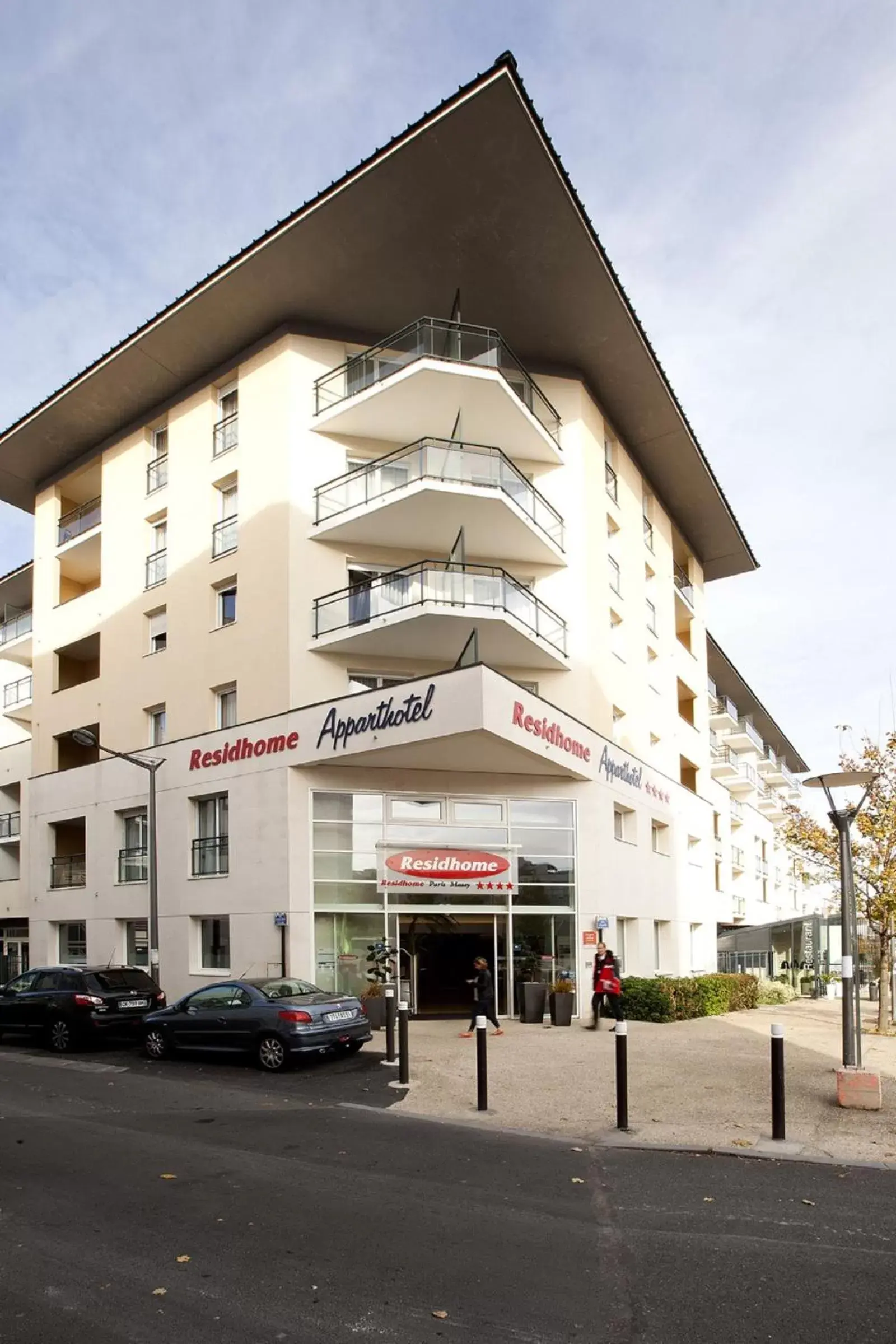 Facade/entrance, Property Building in Residhome Paris-Massy