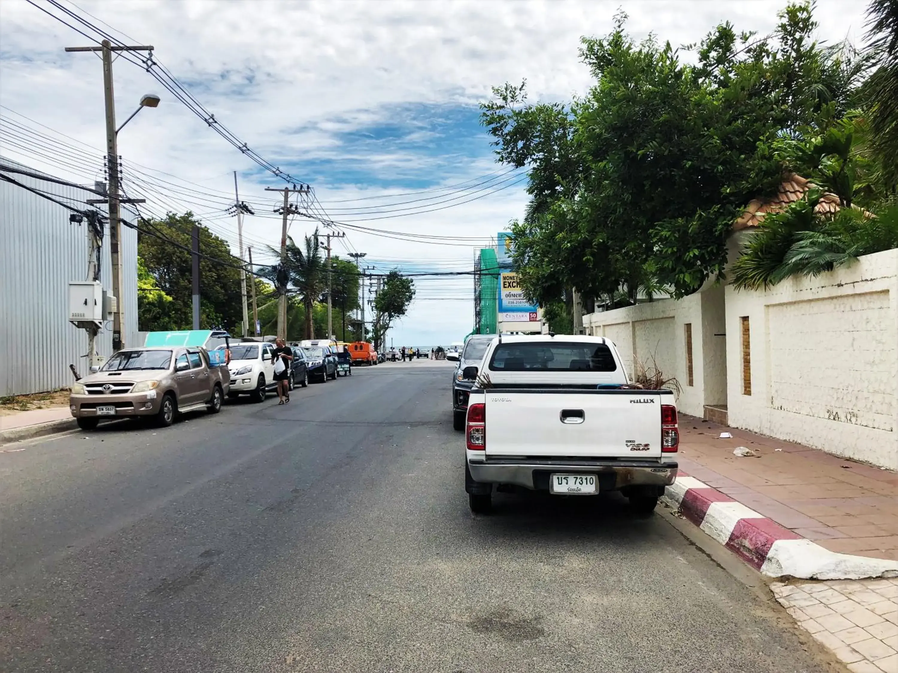 Street view in Baan Talay