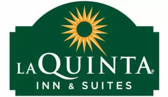 La Quinta Inn & Suites by Wyndham Louisville NE - Old Henry Rd