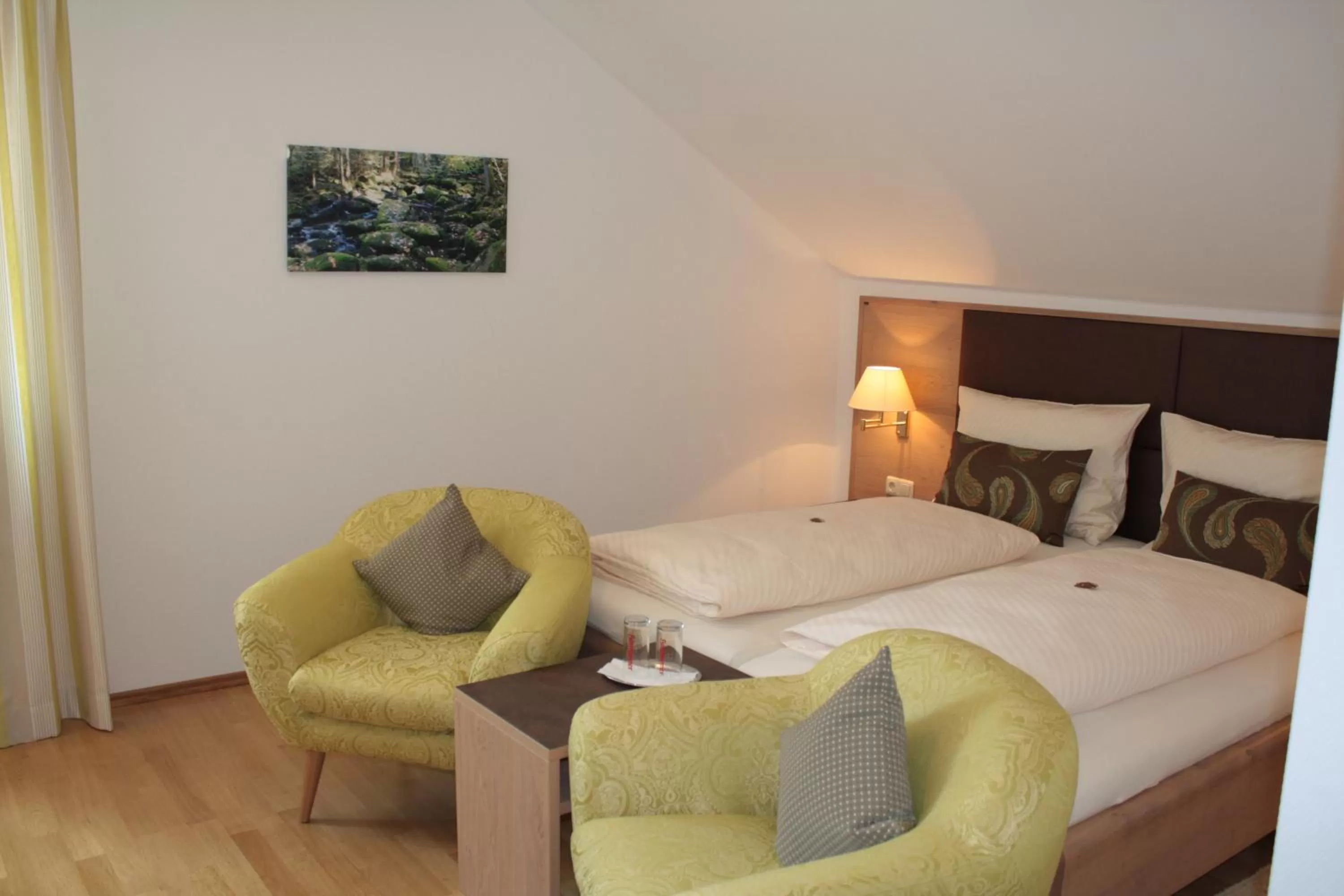 Photo of the whole room, Bed in Bäckerei Konditorei Frühstückspension WAGNER