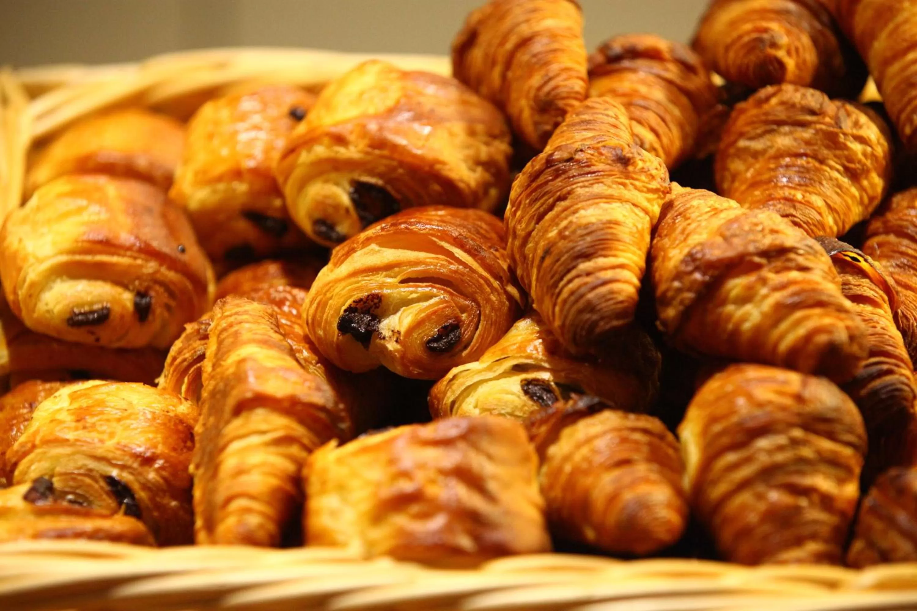 Food and drinks in Best Western Hotel du Lac Dunkerque- Restaurant ouvert 7/7 midi et soir