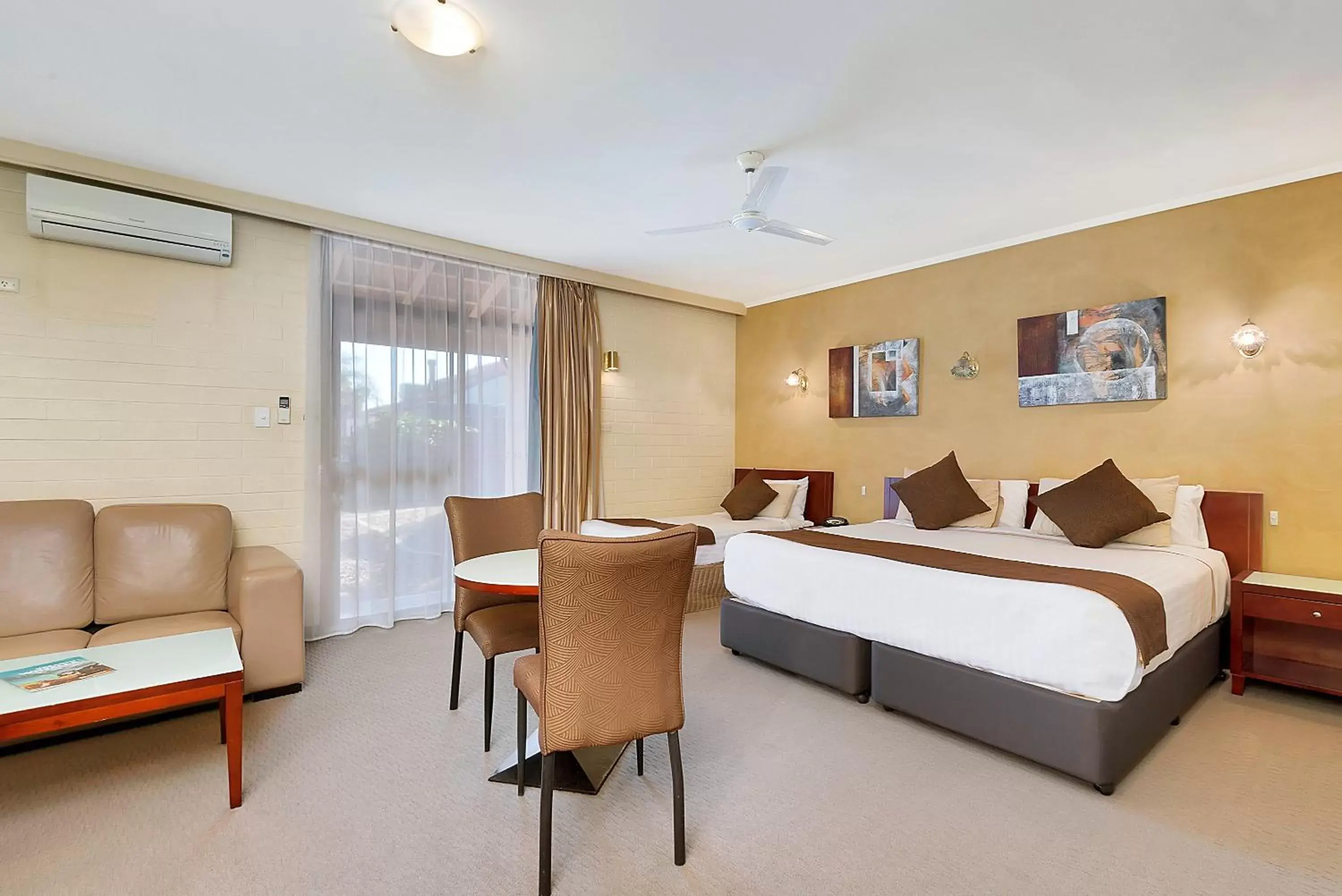 Bedroom in Comfort Inn Whyalla