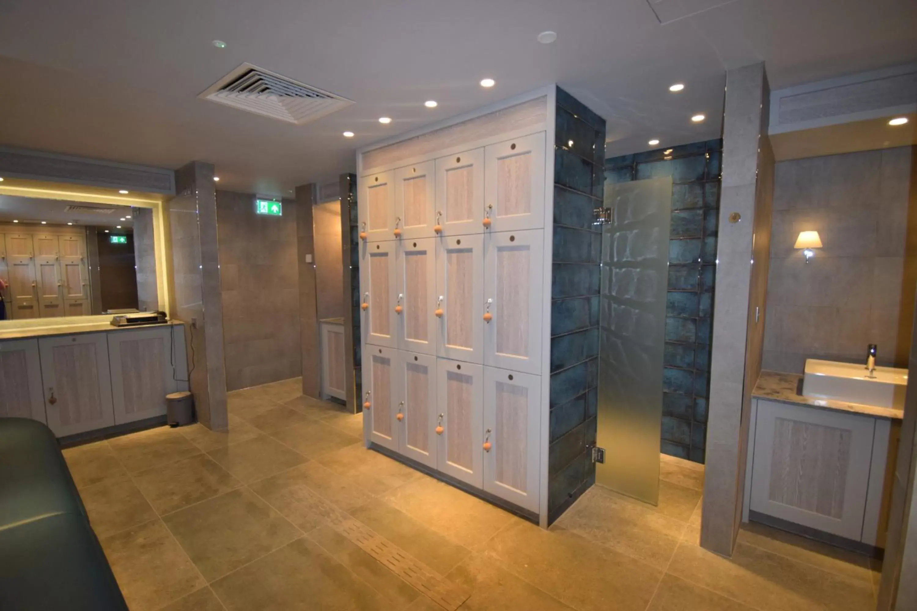 Spa and wellness centre/facilities, Bathroom in Lincombe Hall Hotel & Spa - Just for Adults