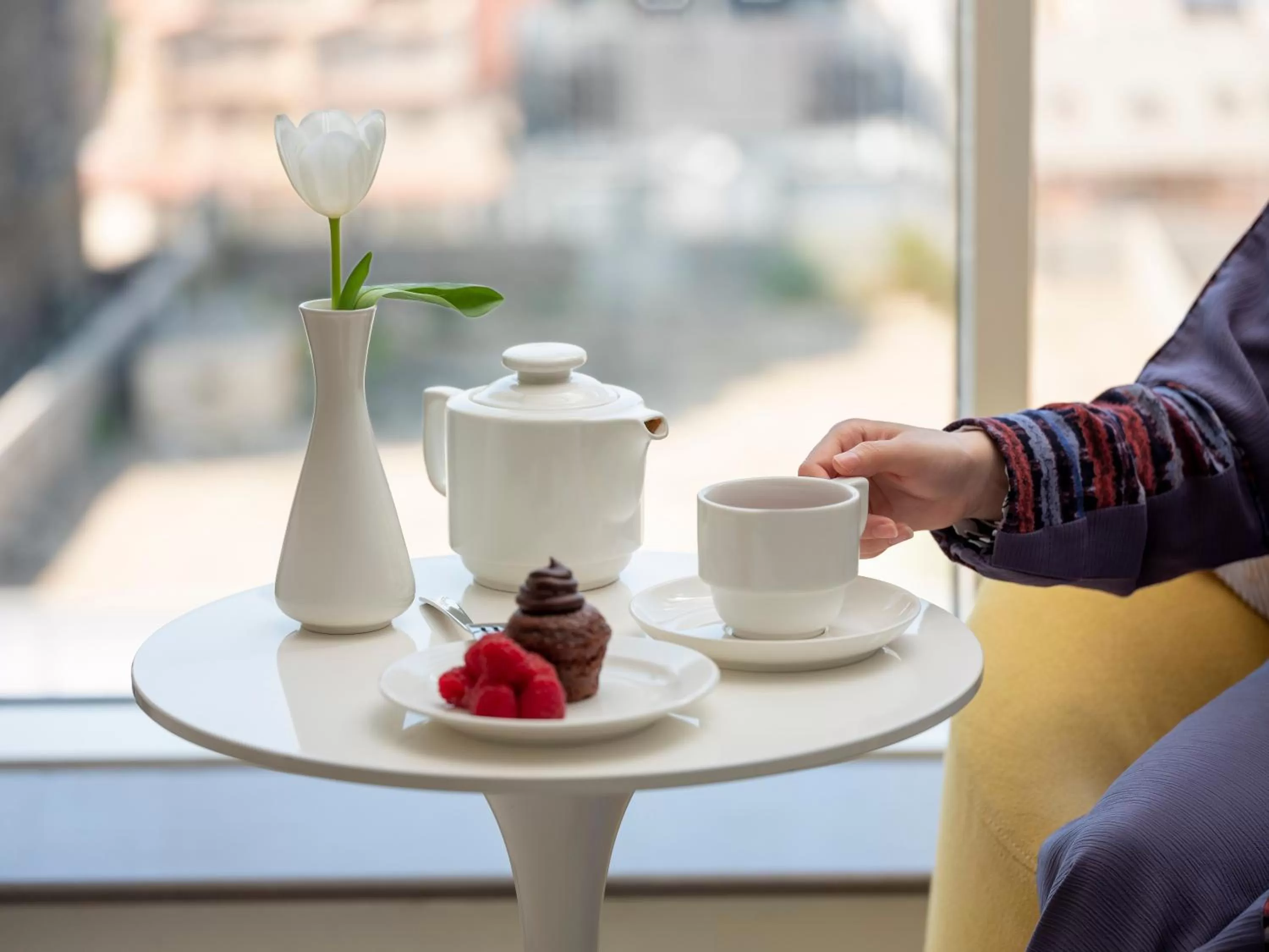 Food in Adagio Aparthotel Jeddah Malik Road