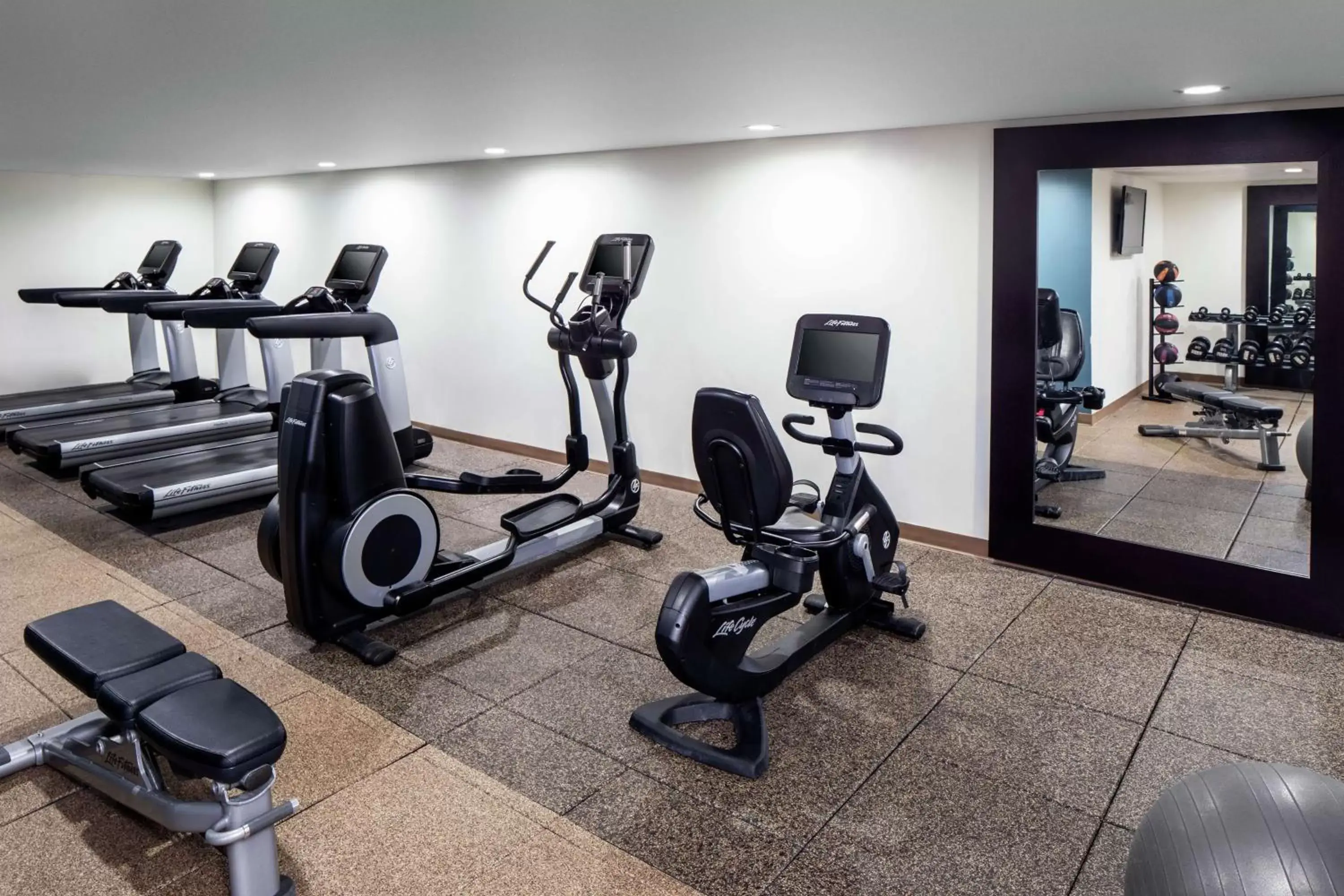 Fitness centre/facilities, Fitness Center/Facilities in DoubleTree by Hilton Cleveland – Westlake