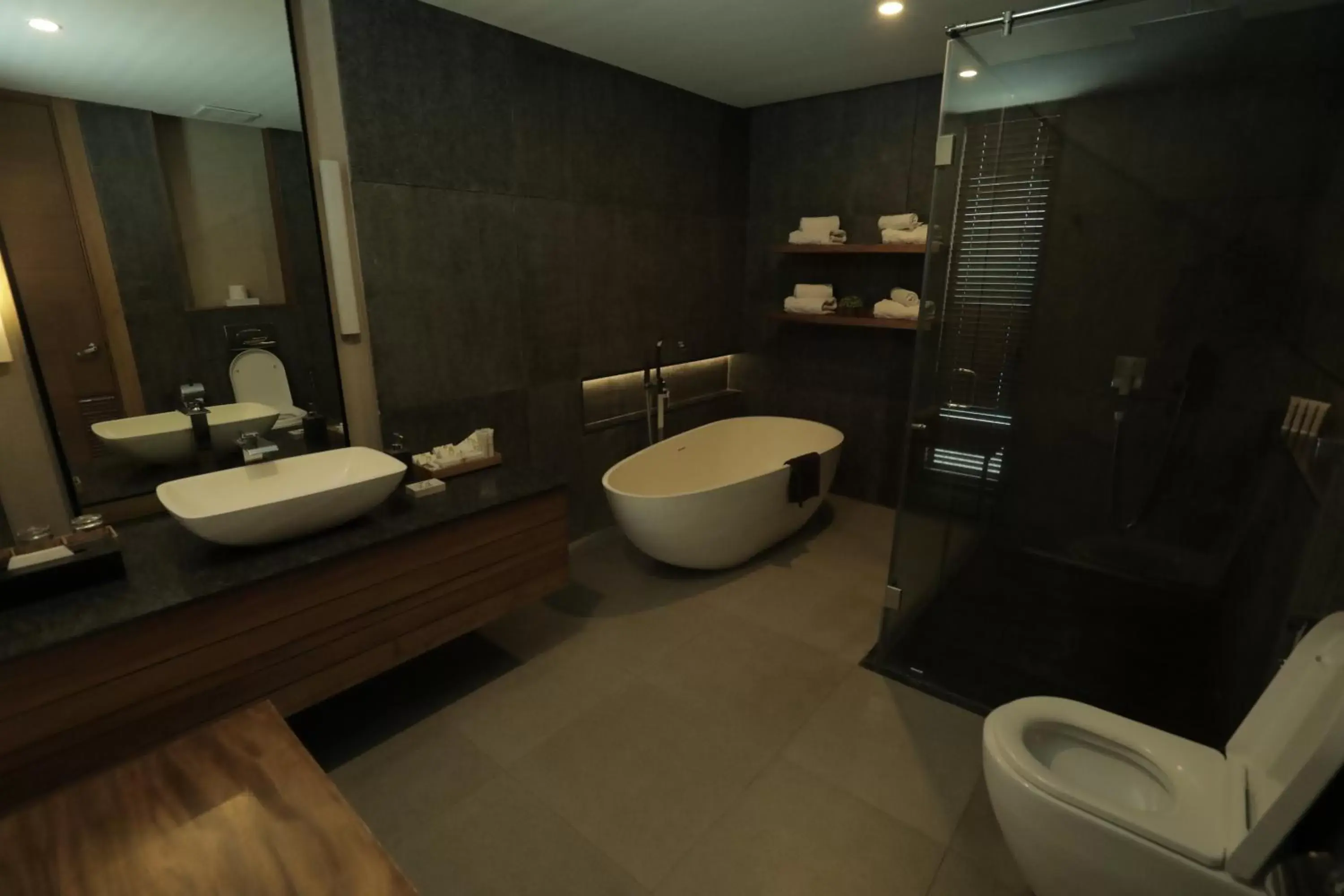 Bathroom in Escala Tagaytay