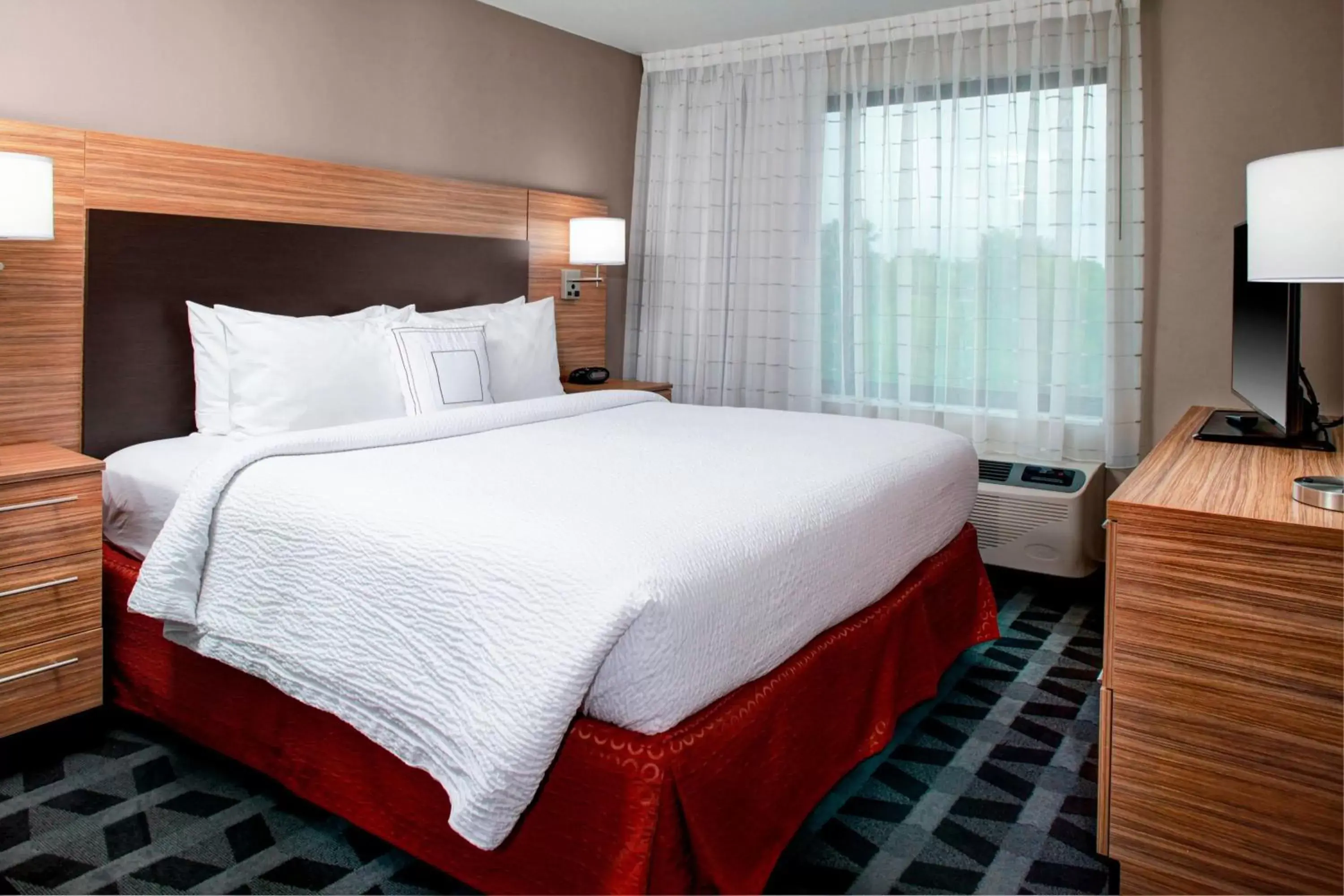 Bedroom, Bed in TownePlace Suites by Marriott Macon Mercer University