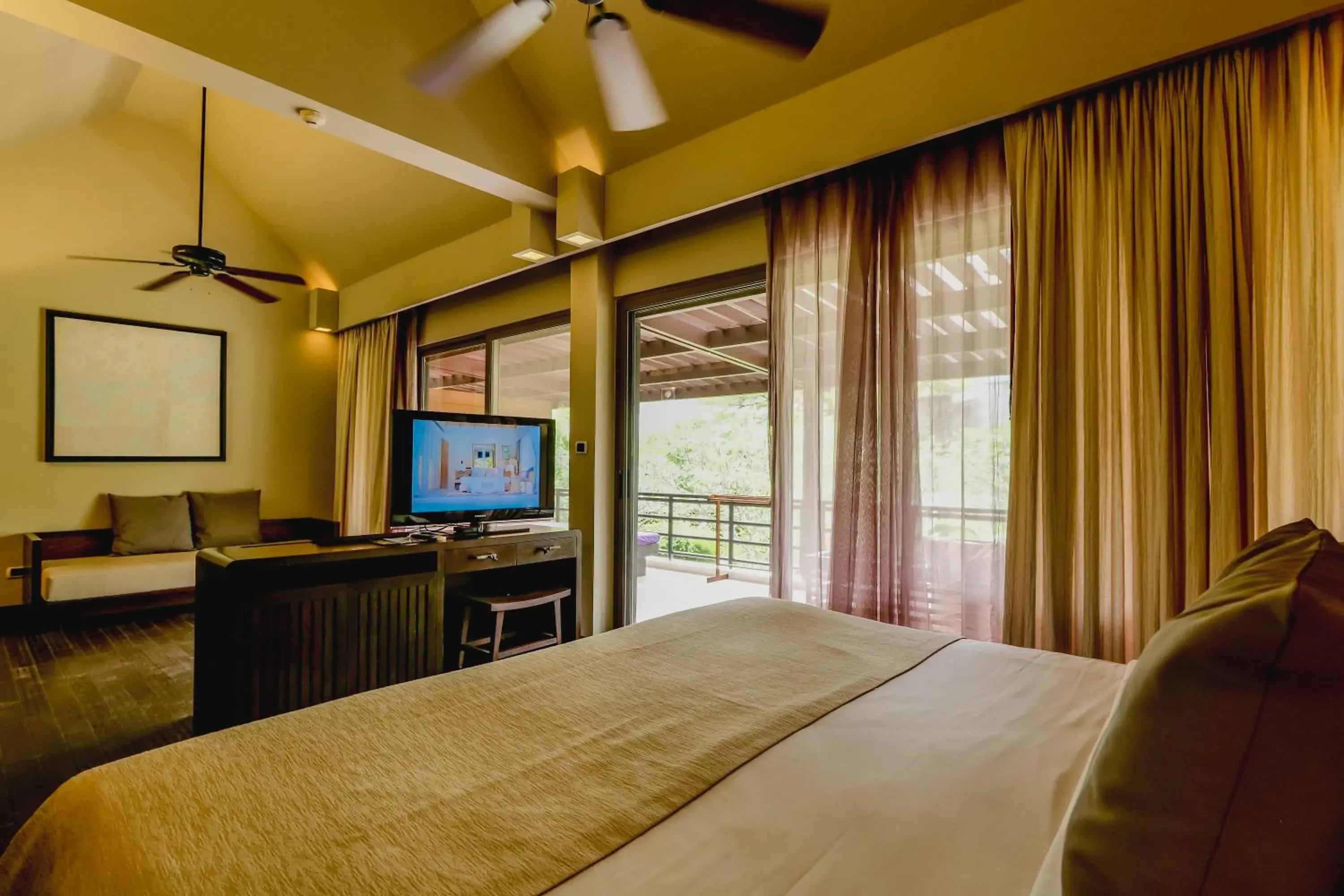 TV and multimedia, TV/Entertainment Center in Twin Lotus Resort and Spa - SHA Plus - Adult Only Hotel