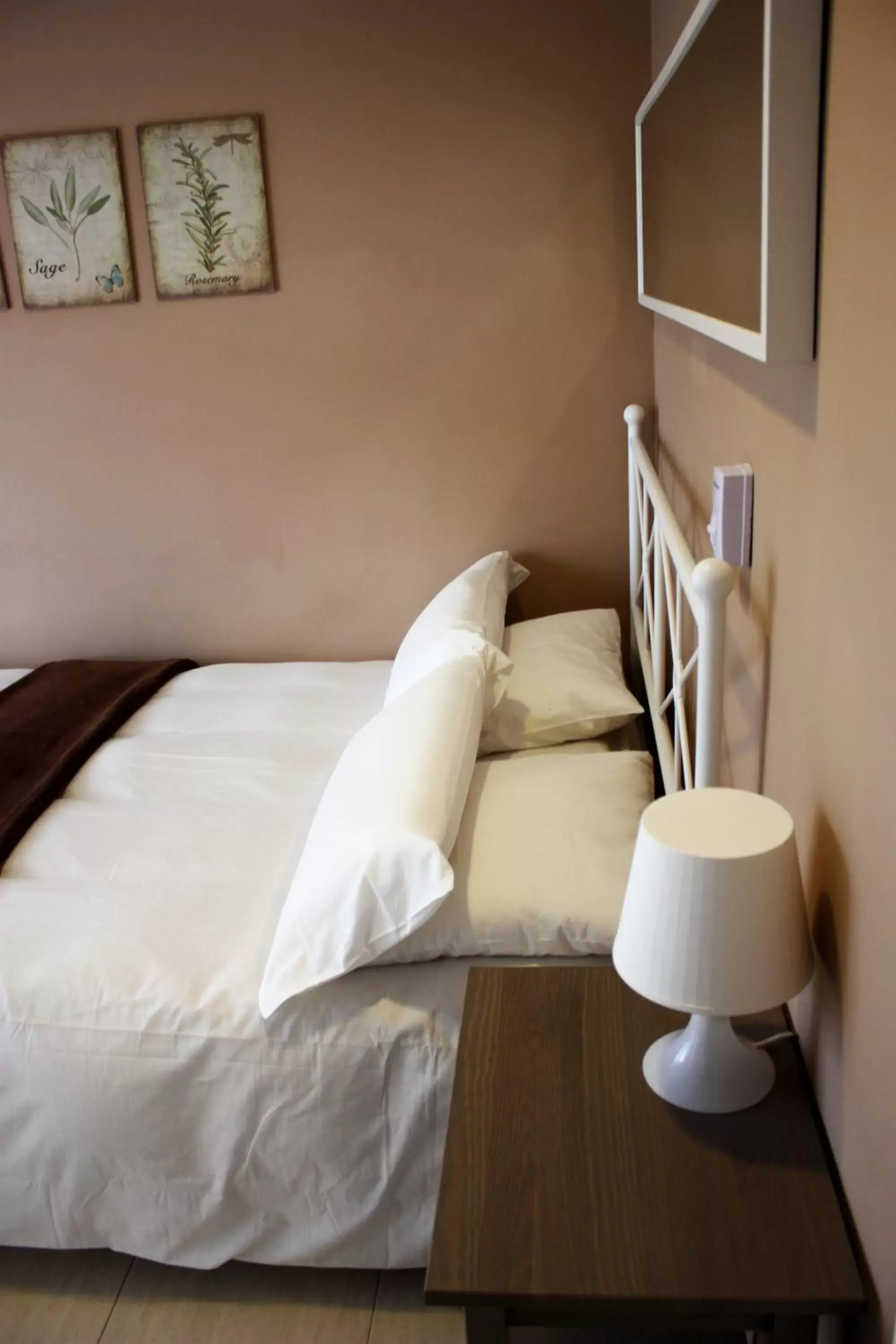 Double Room with Shared Bathroom in B&B Inés Double Room with Shared Bathroom in B&B Inés