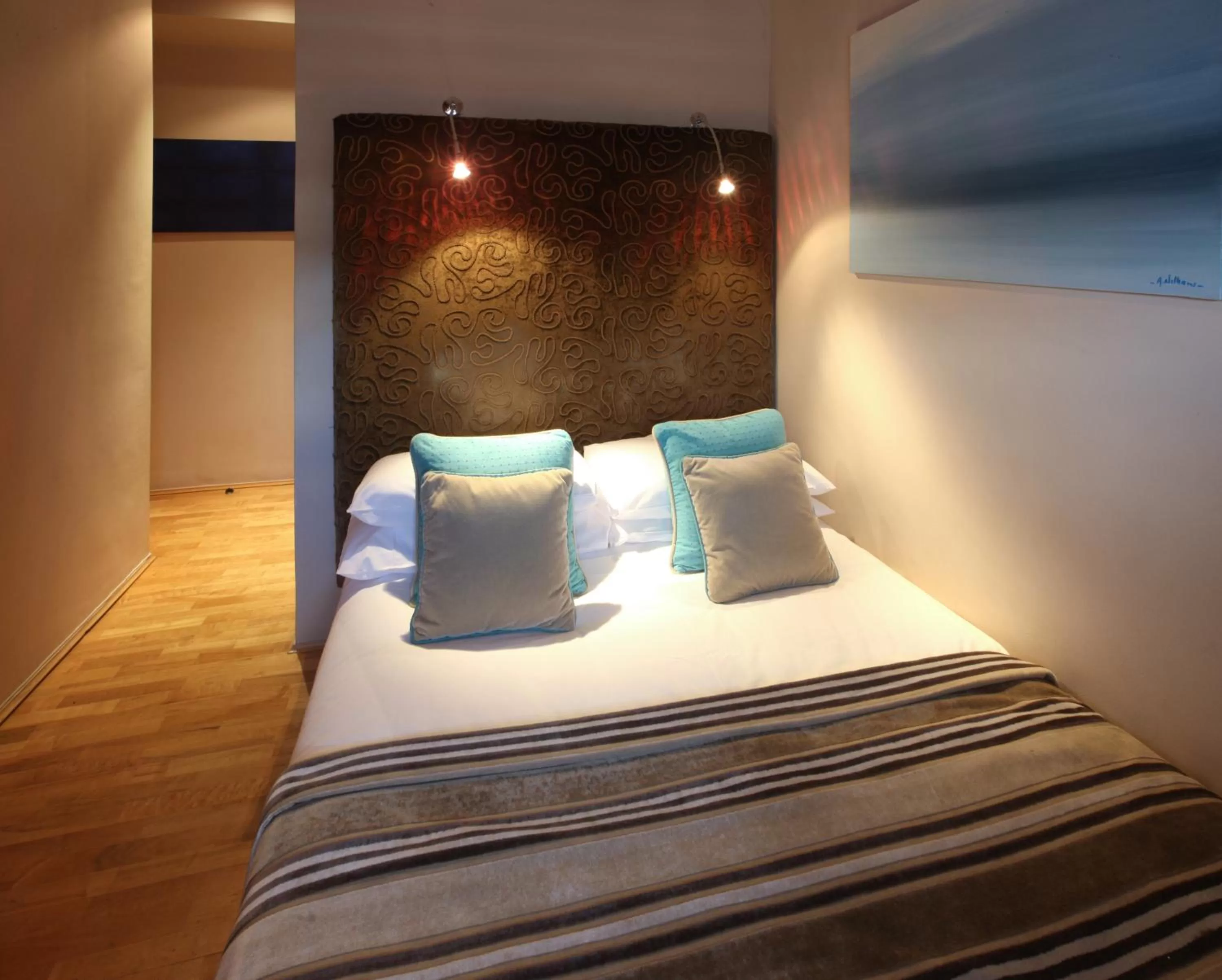 Bed in Mayflower Hotel