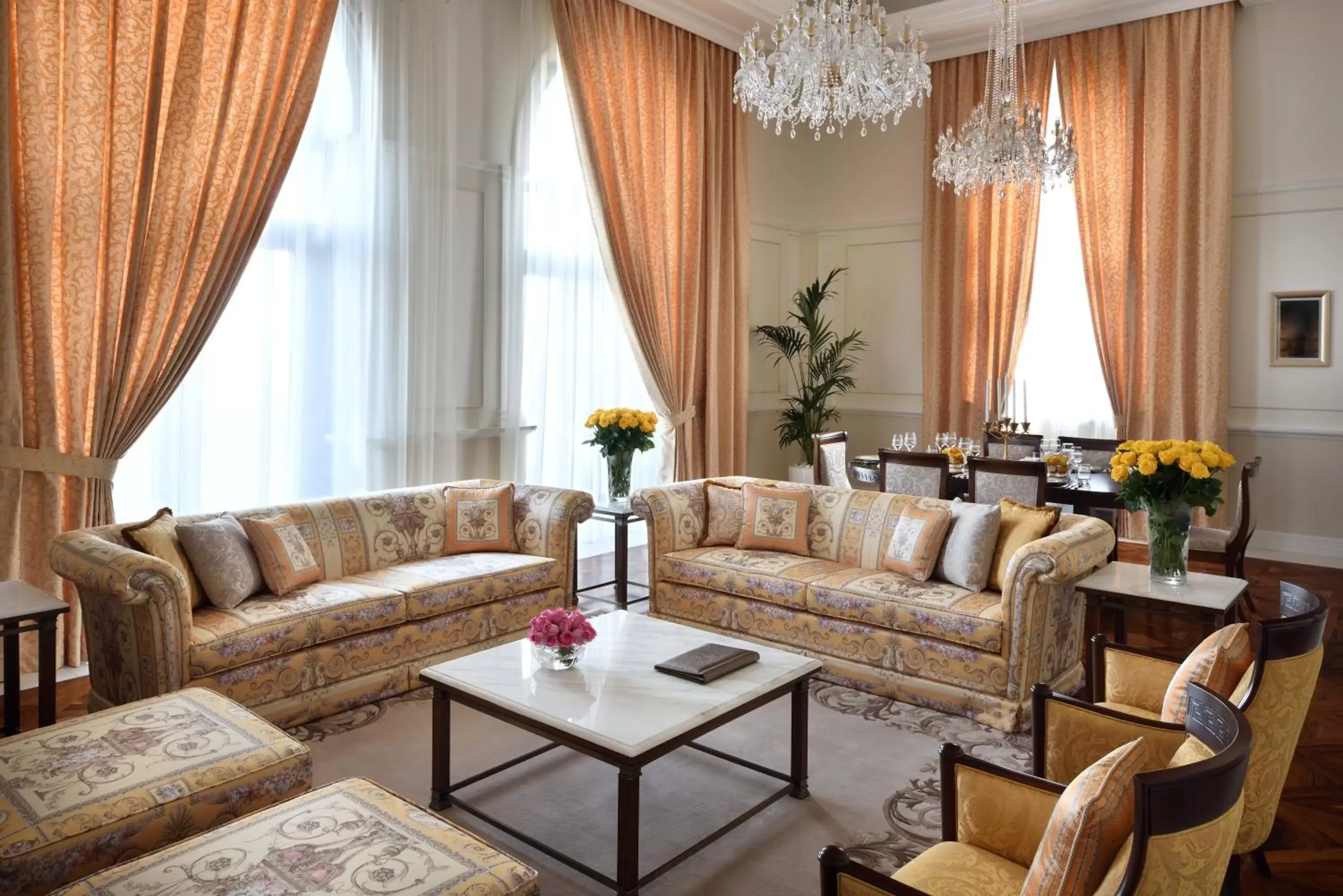 Living room in Palazzo Versace Dubai