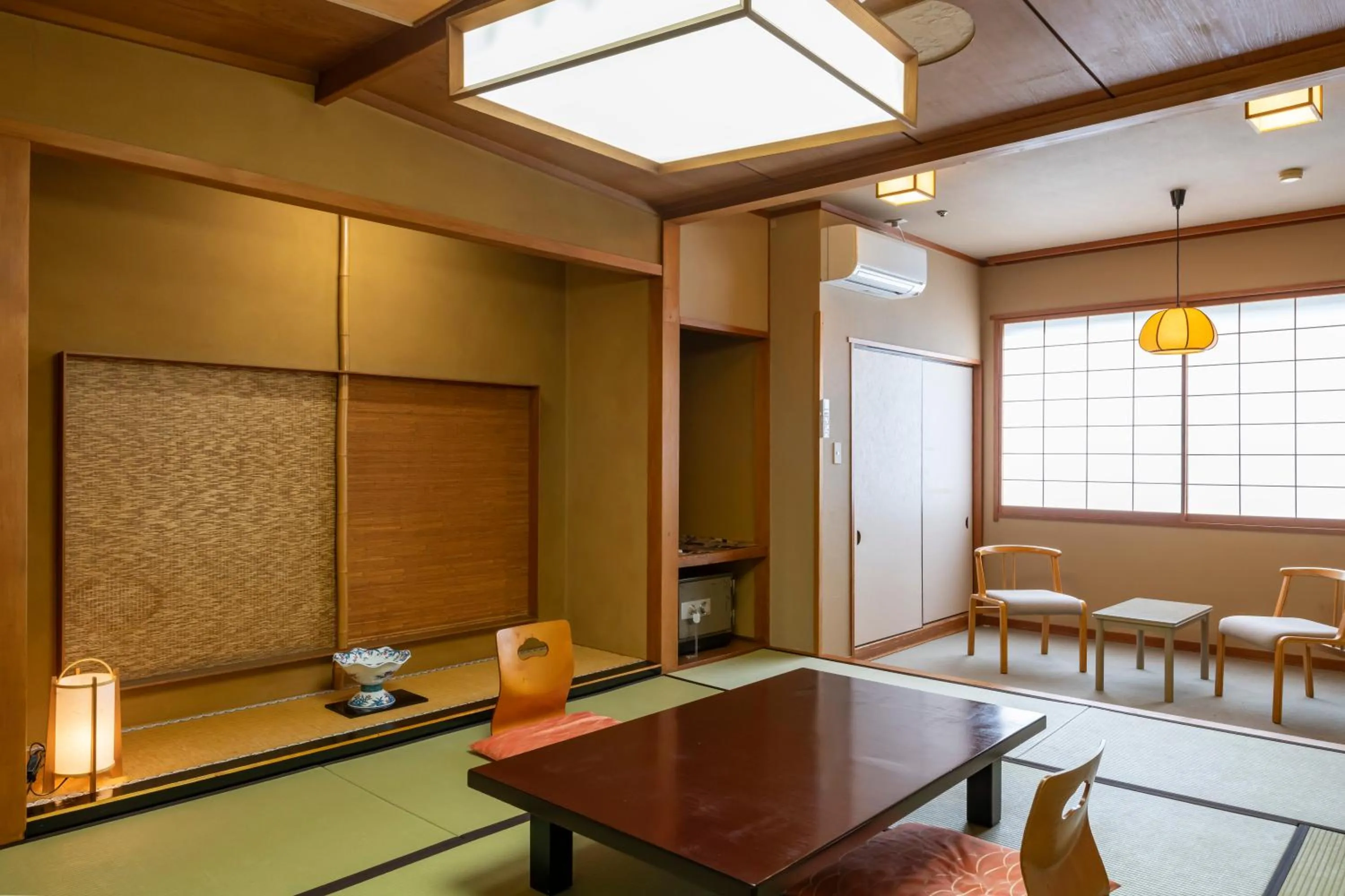 Photo of the whole room in Senkeien Tsukioka Hotel