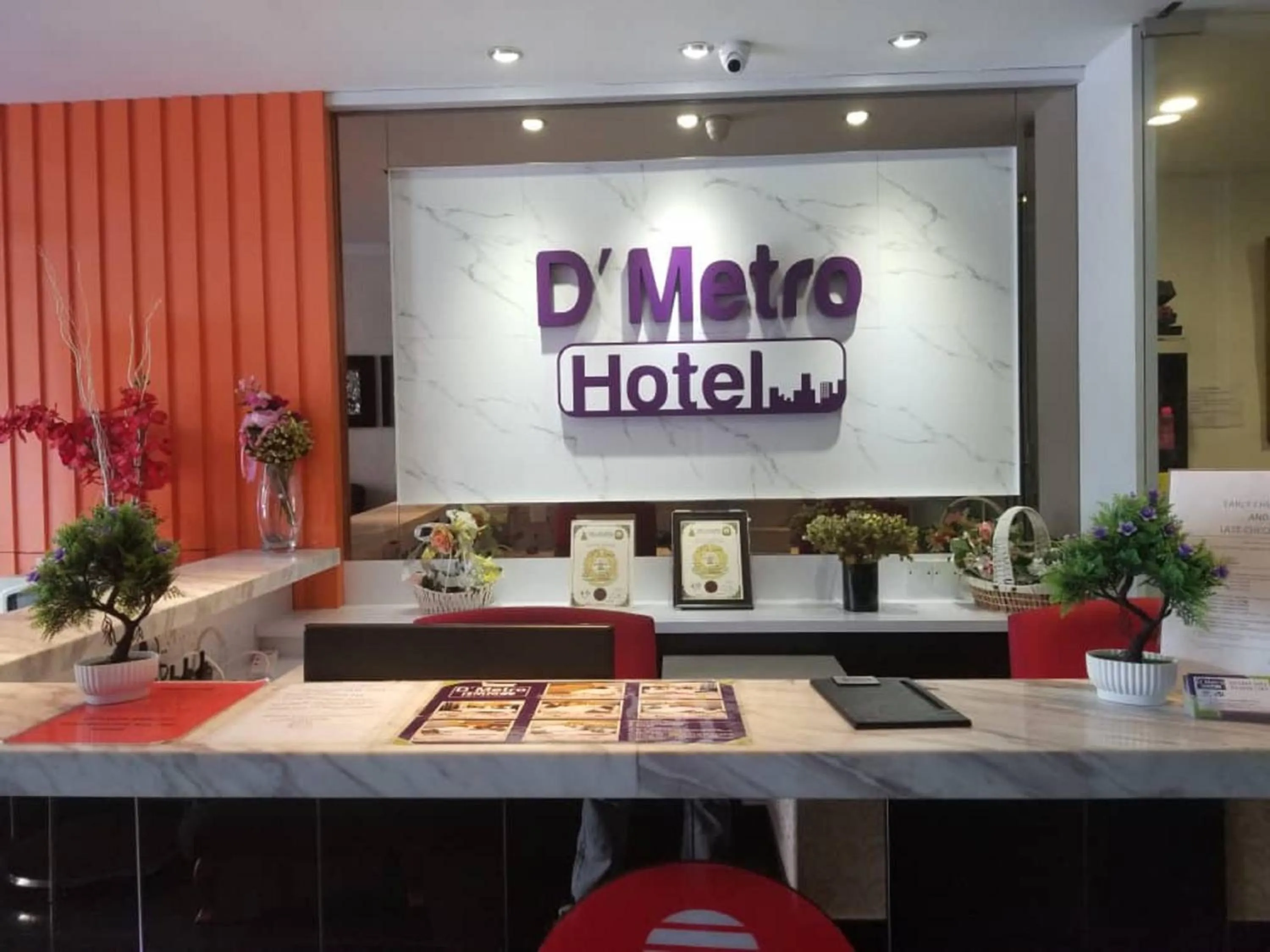 Lobby or reception in D'Metro Hotel