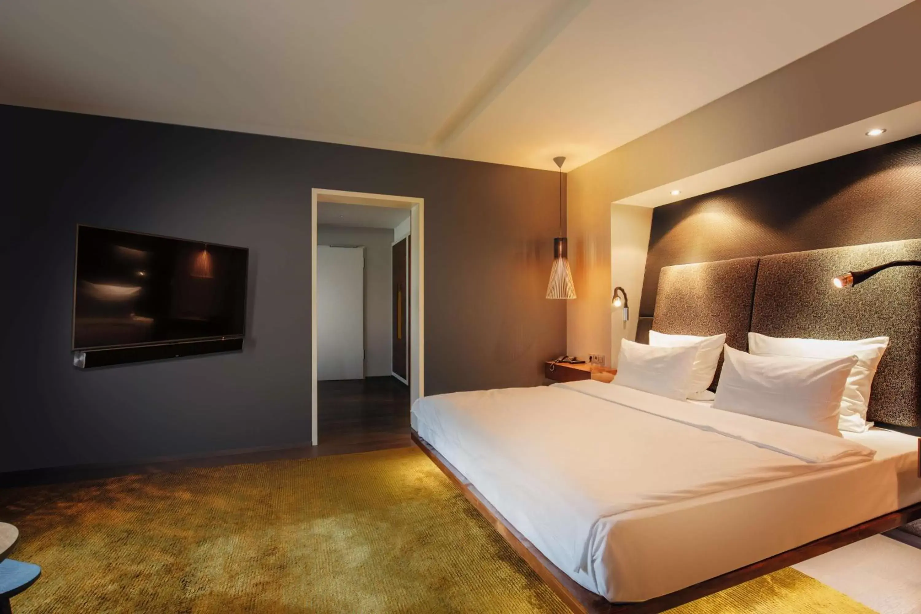 Bedroom, Bed in Hotel Berlin, Berlin, a member of Radisson Individuals