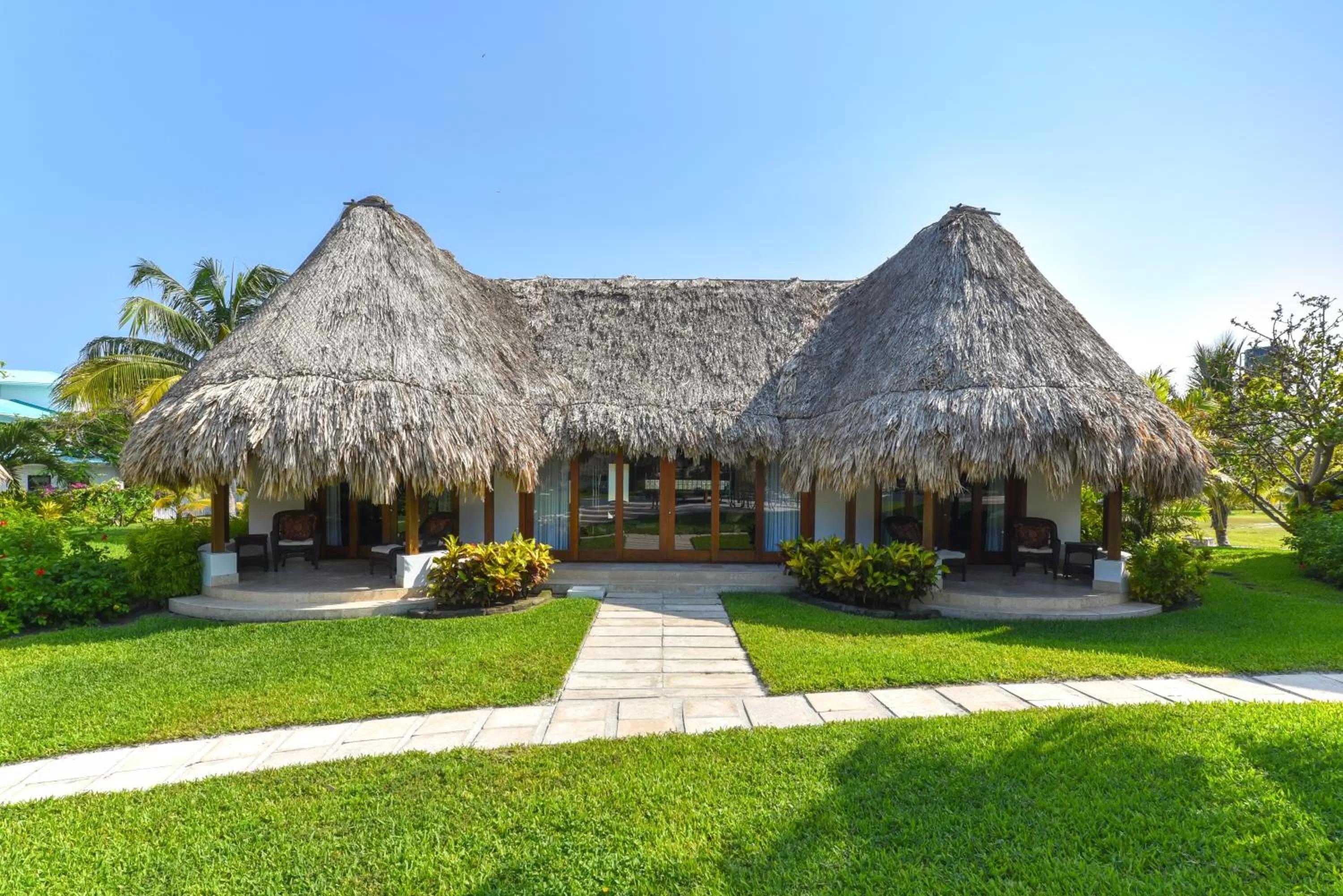 Photo of the whole room in Victoria House Resort & Spa