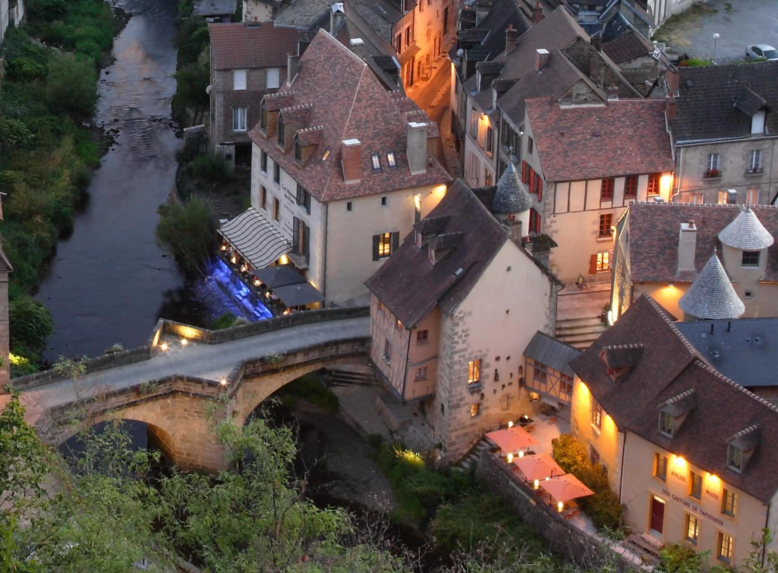 Bird's eye view in Les Maisons du Pont - Charme & Caractère