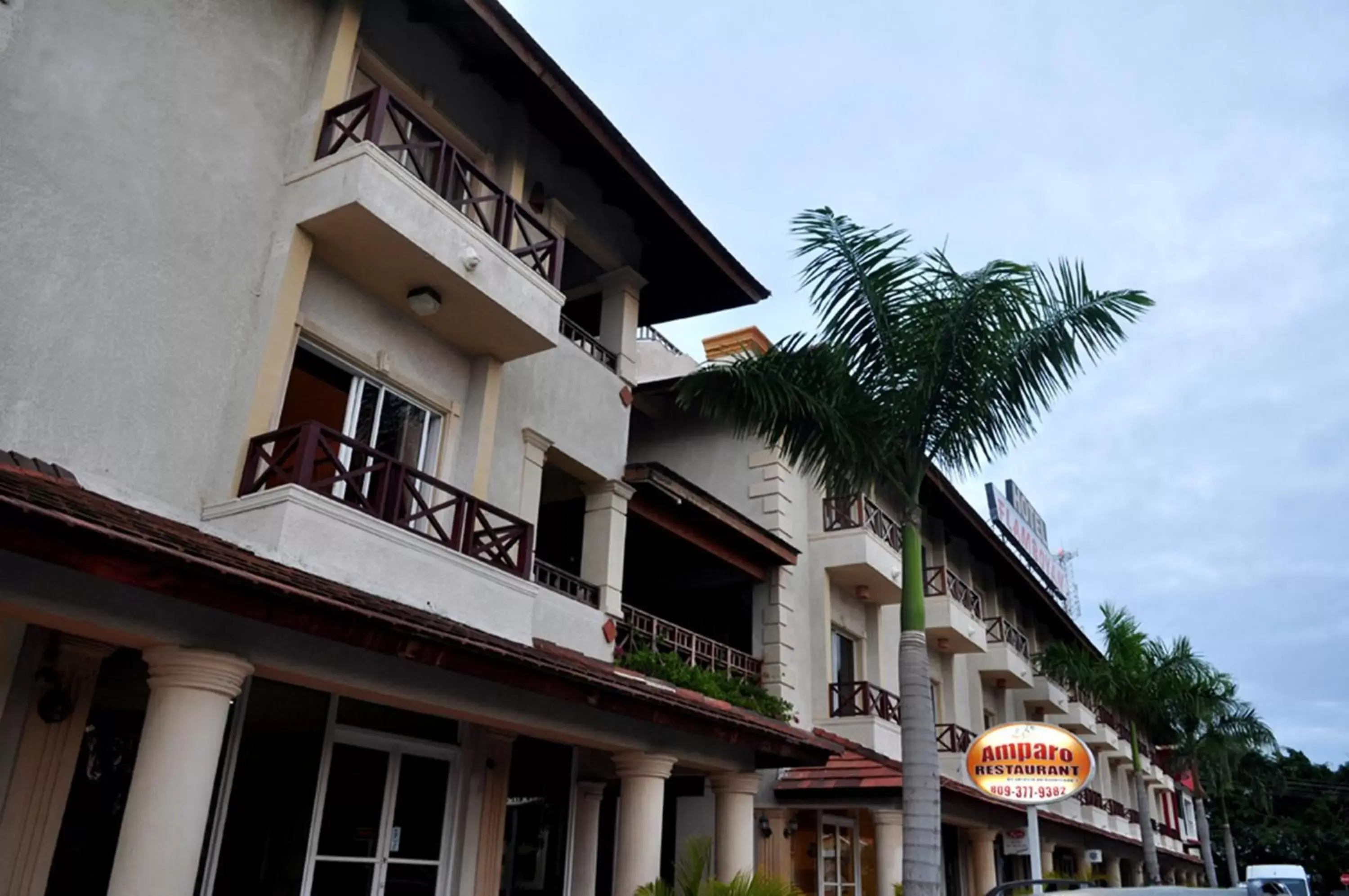 Street view, Property Building in Hotel & Casino Flamboyan
