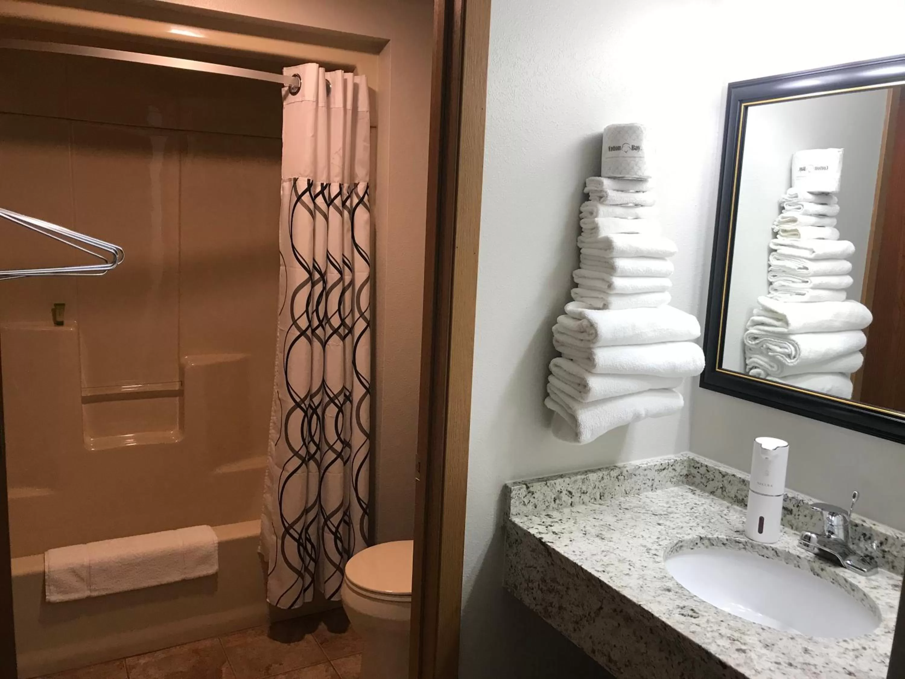 Bathroom in North Star Hotel Pictured Rocks