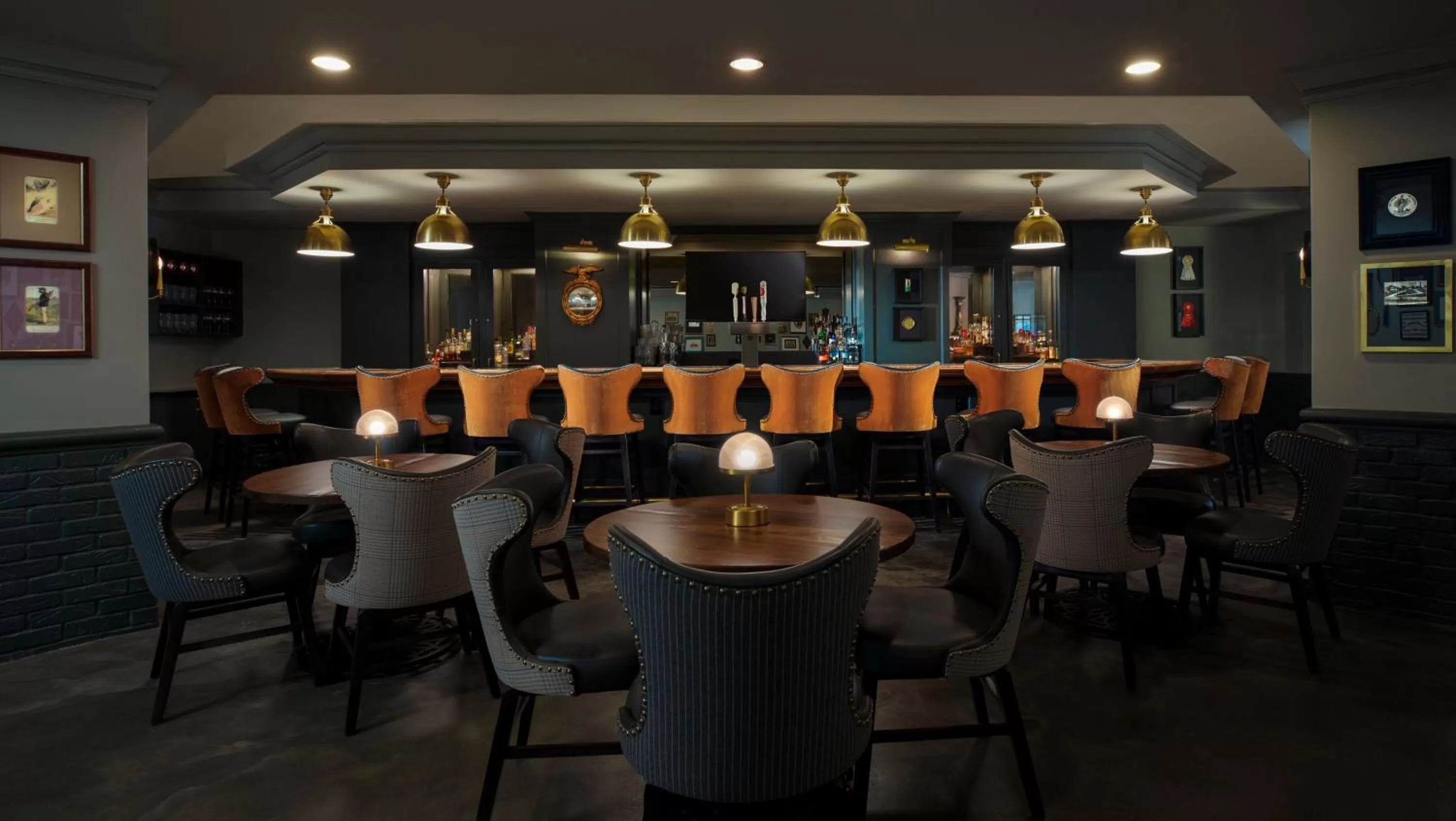 Dining area in Omni Richmond Hotel