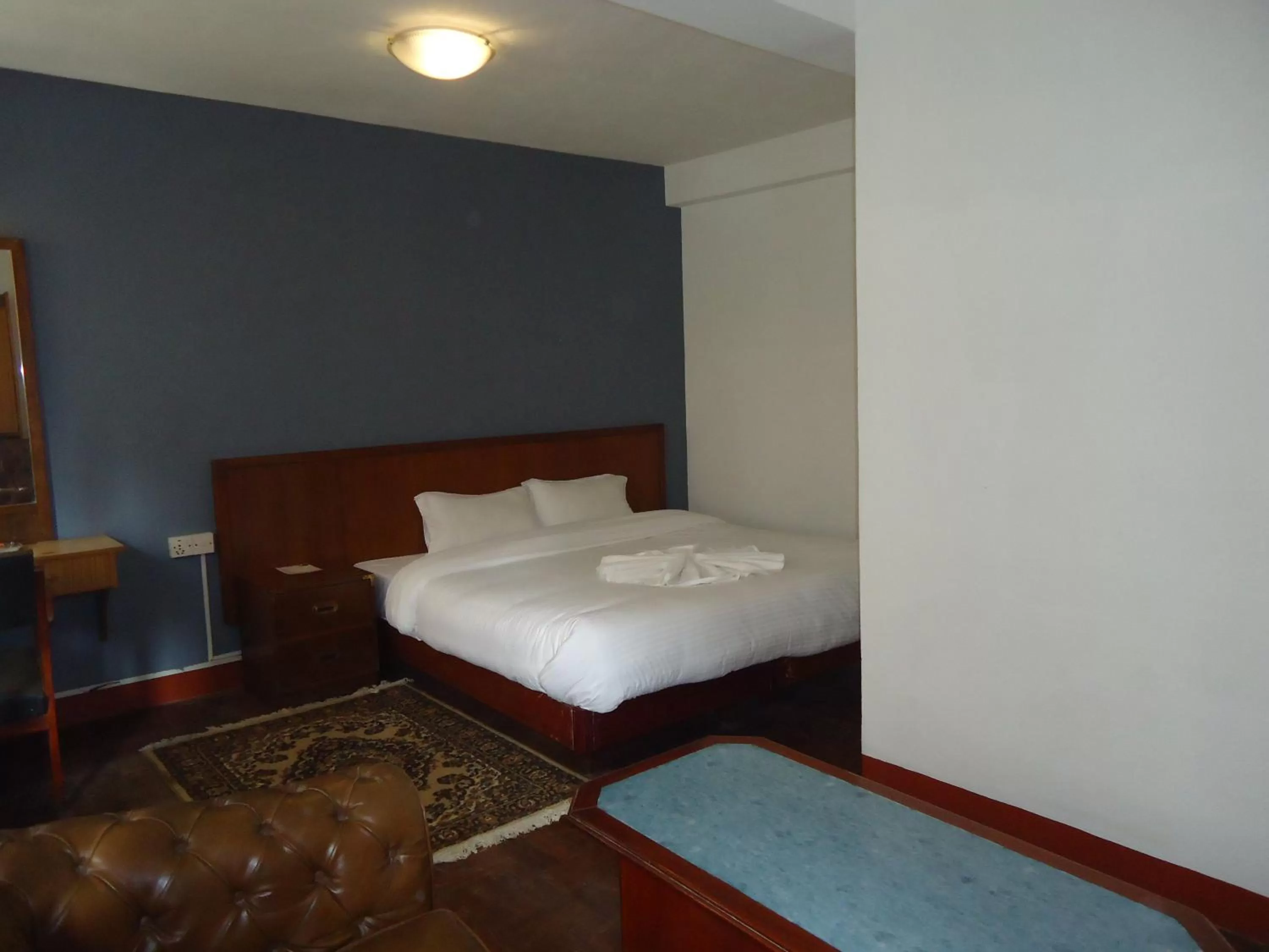 Bedroom, Bed in Hotel Earth House