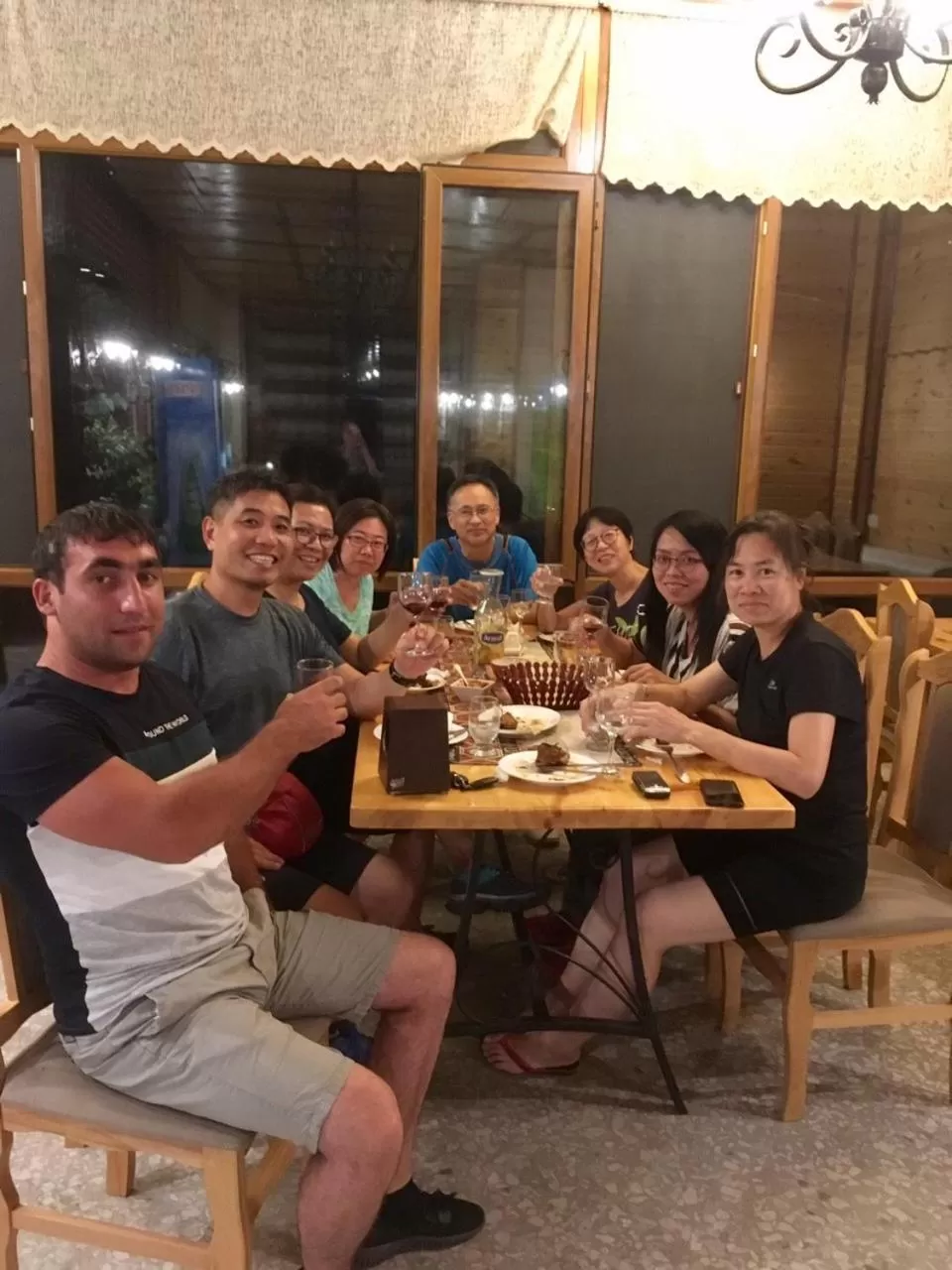 Restaurant/places to eat in Kirch Hotel & Restaurant