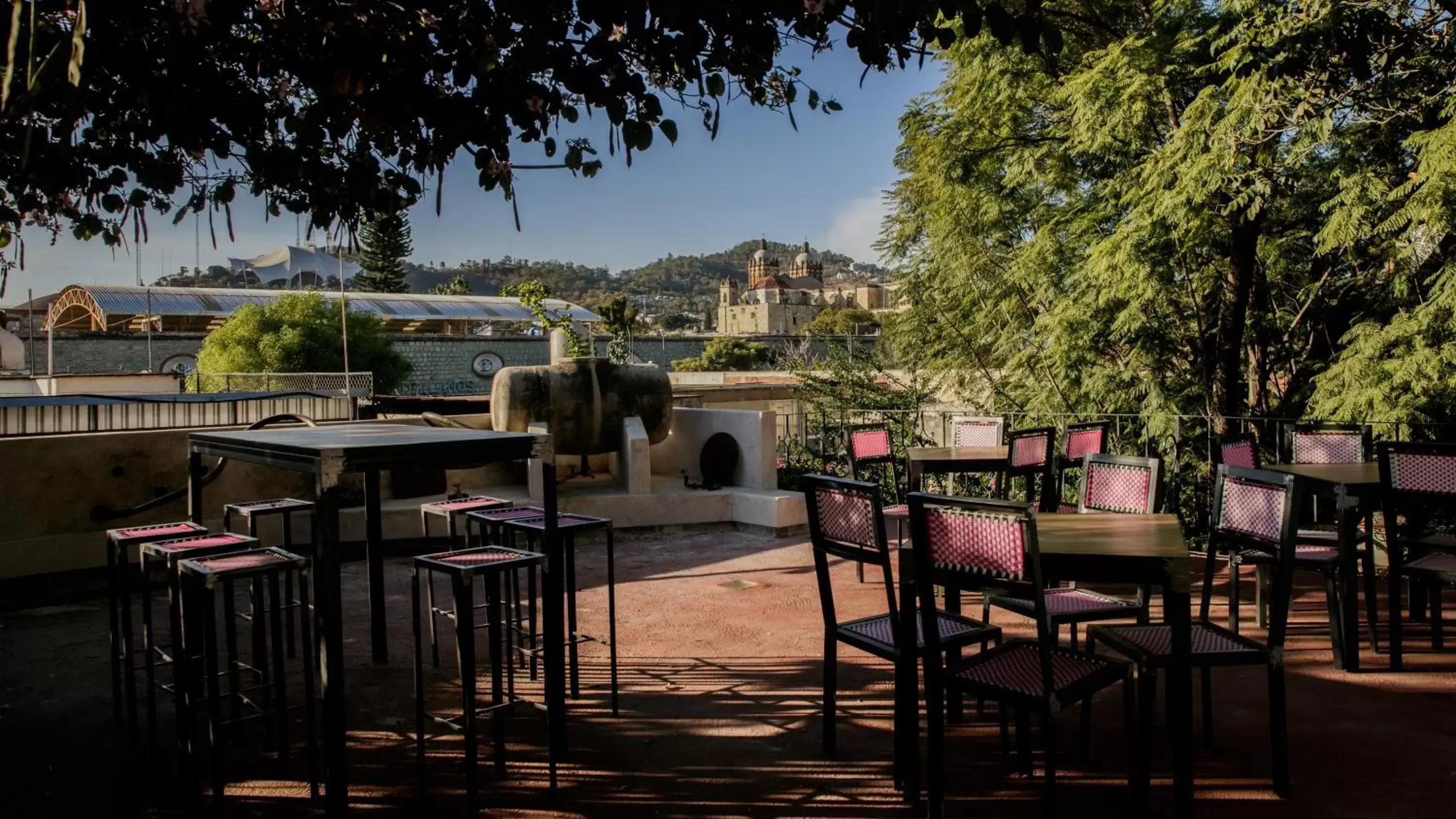 Balcony/Terrace, Restaurant/Places to Eat in Agrado Guest House