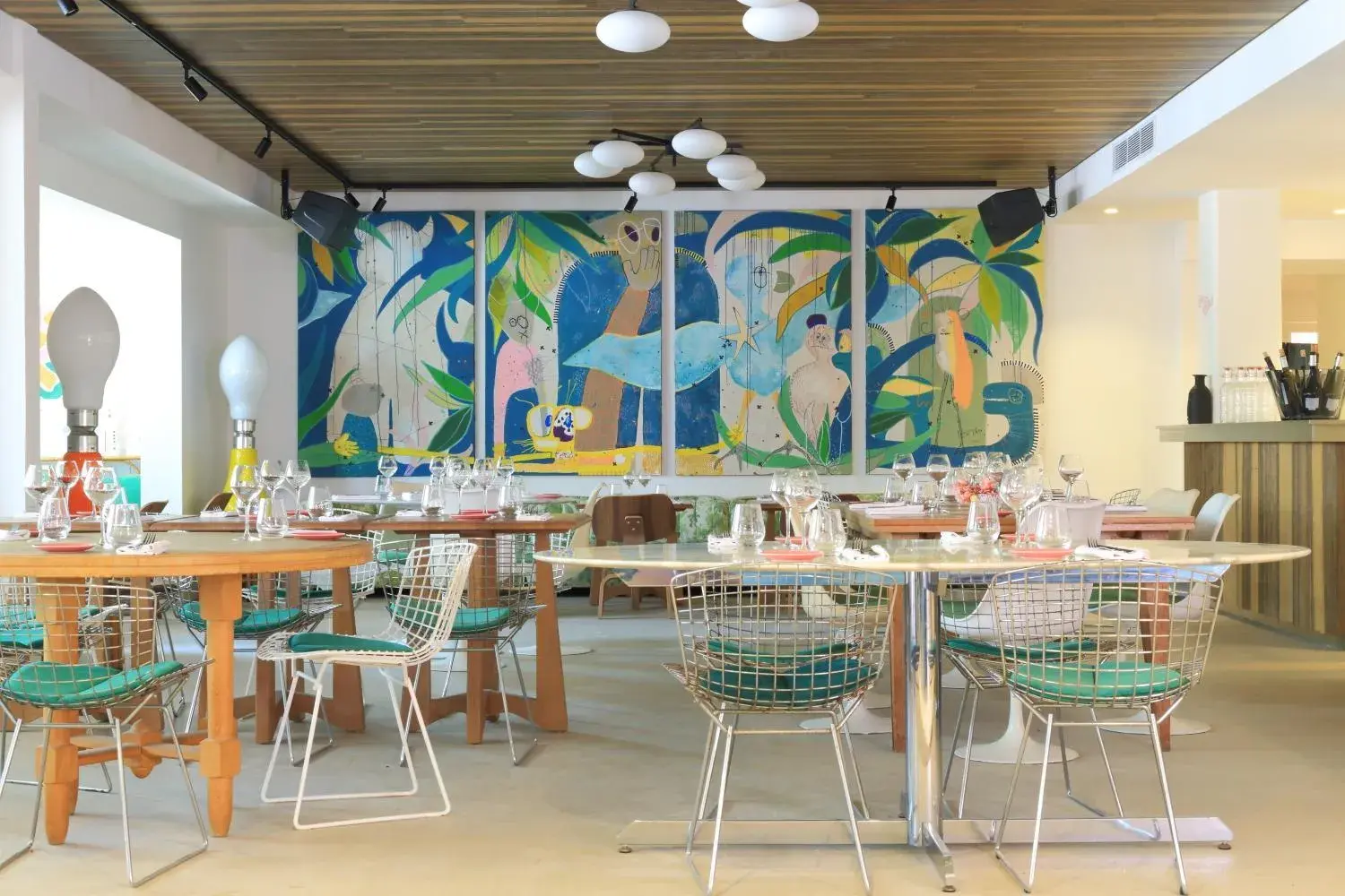 Restaurant/places to eat in Hotel Casarose - Cannes Mandelieu Restaurant/places to eat in Hotel Casarose - Cannes Mandelieu