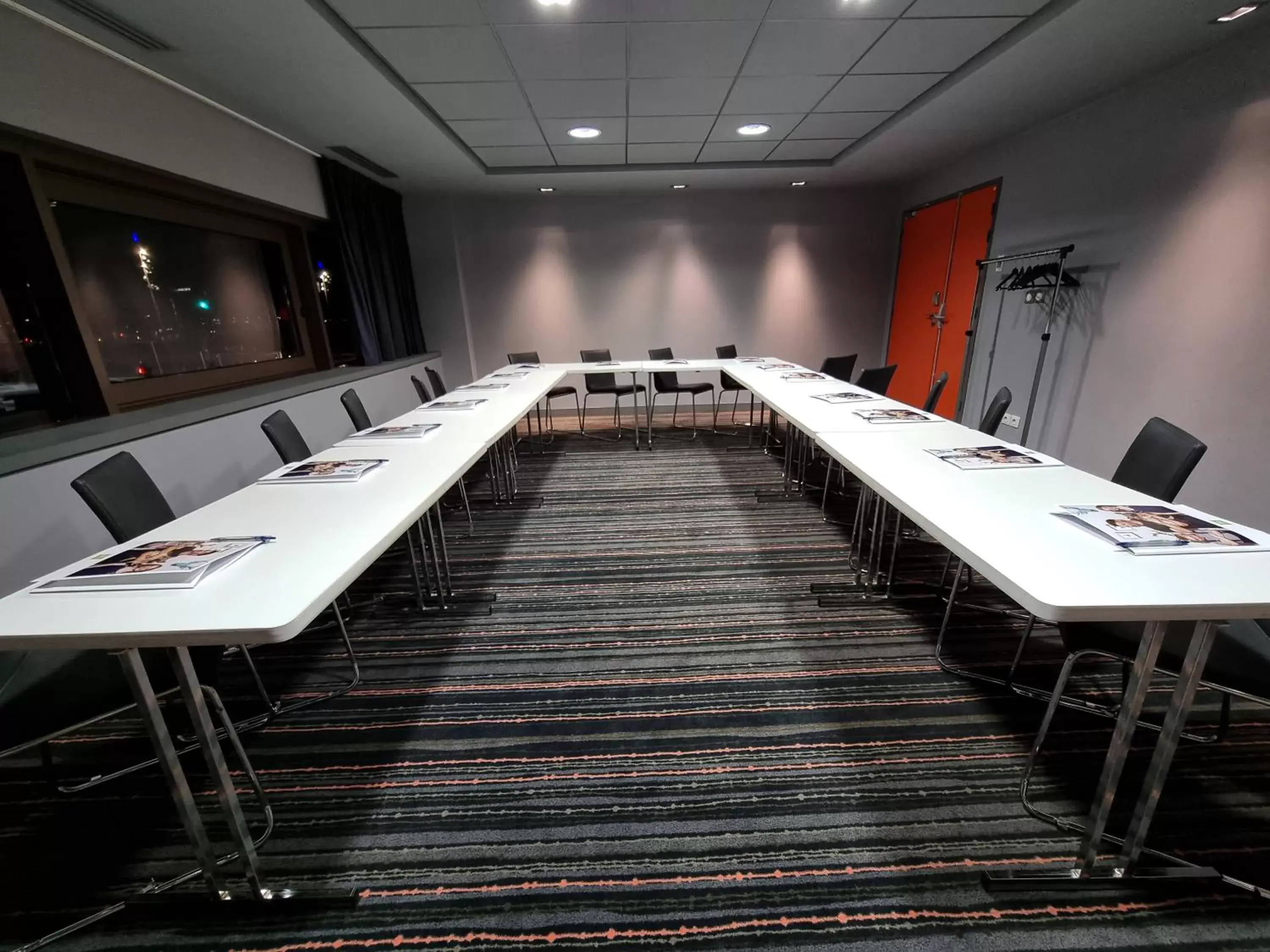Meeting/conference room in ibis Styles Caen centre gare