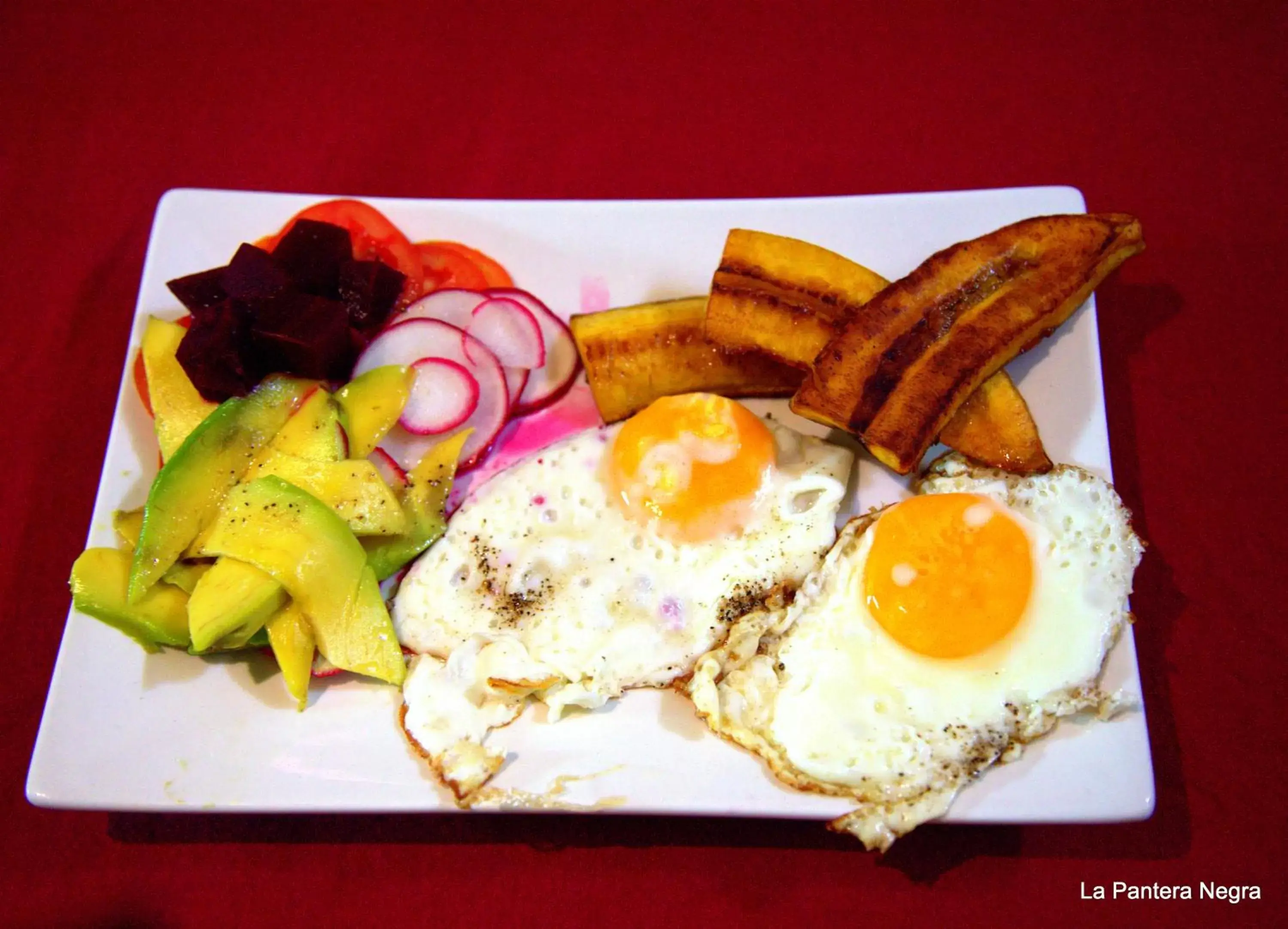 Continental breakfast, Food in La Pantera Negra