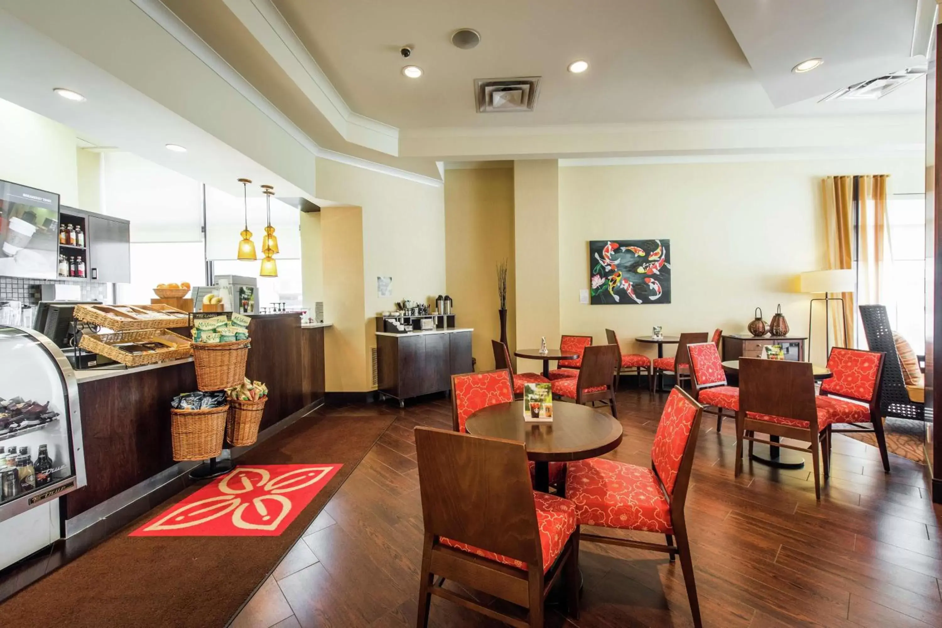 Dining area, Restaurant/Places to Eat in Hilton Garden Inn Saskatoon Downtown