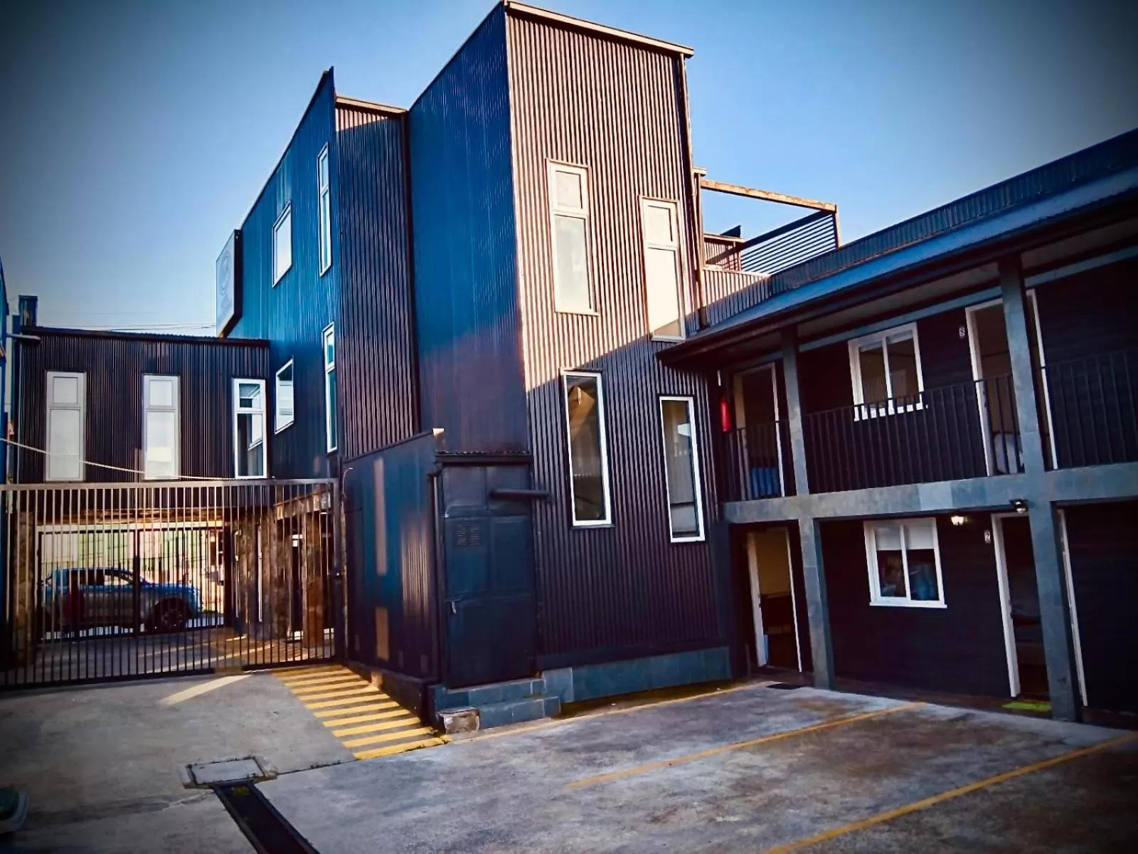 Property building in Hotel Mackenna