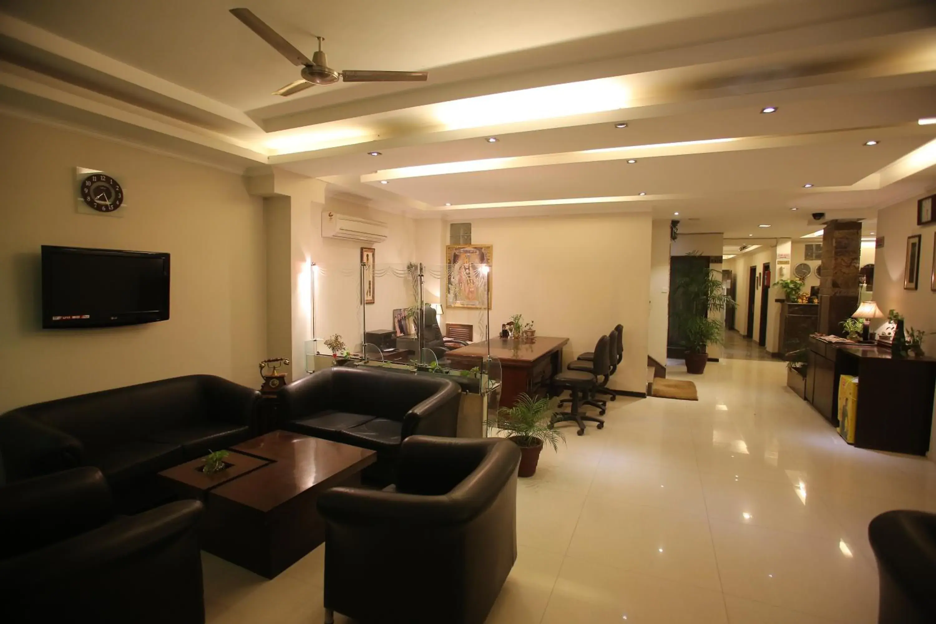 Lobby or reception, Lounge/Bar in Hotel City Premier