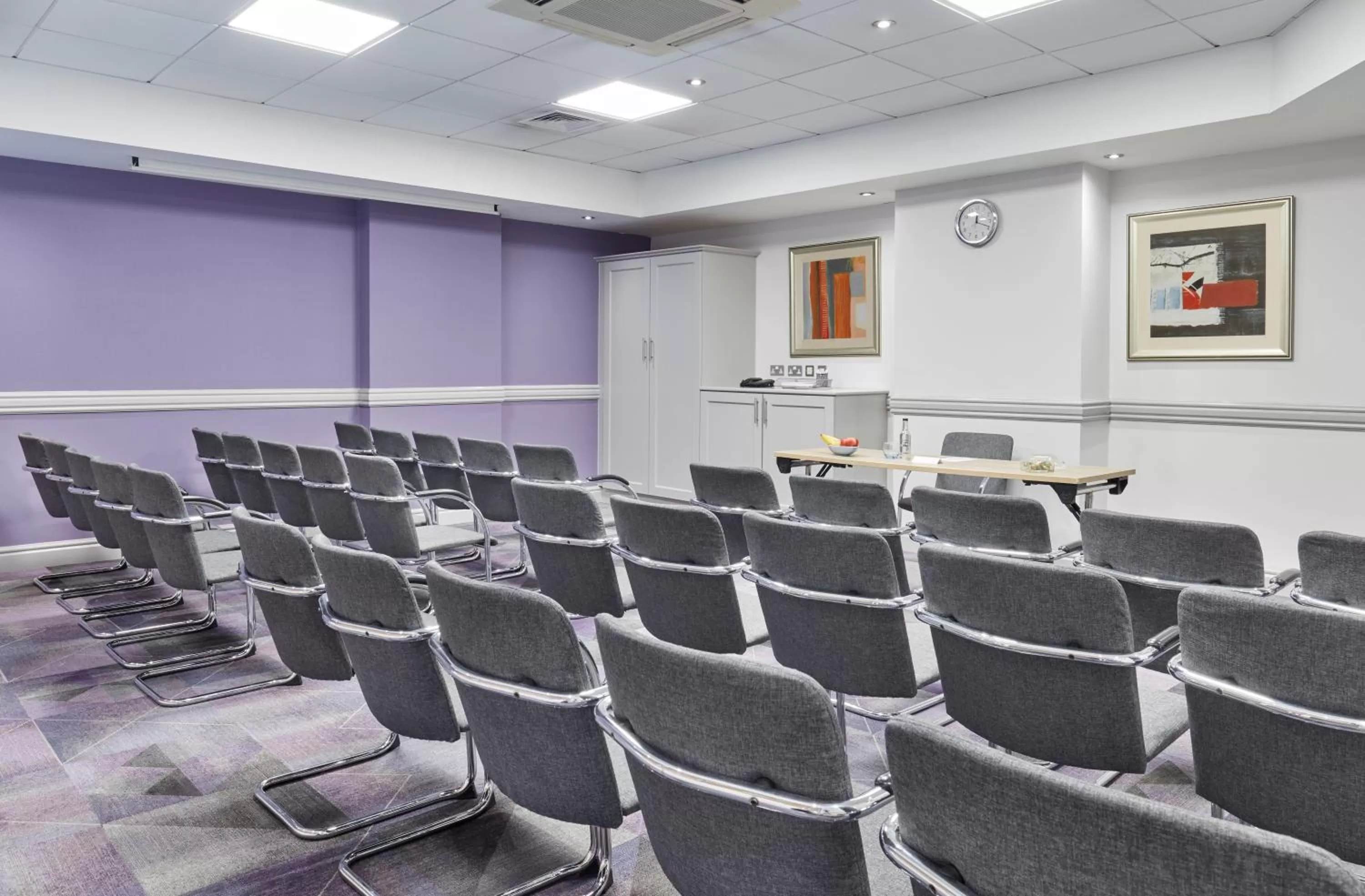 Meeting/conference room in Leonardo Hotel Southampton