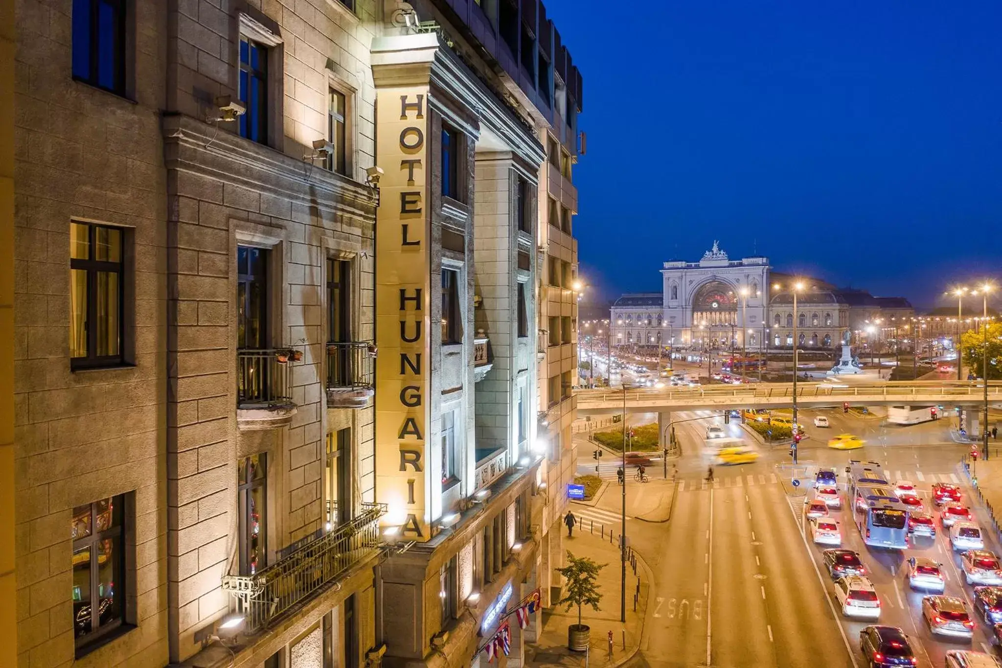 Facade/entrance in Danubius Hotel Hungaria City Center