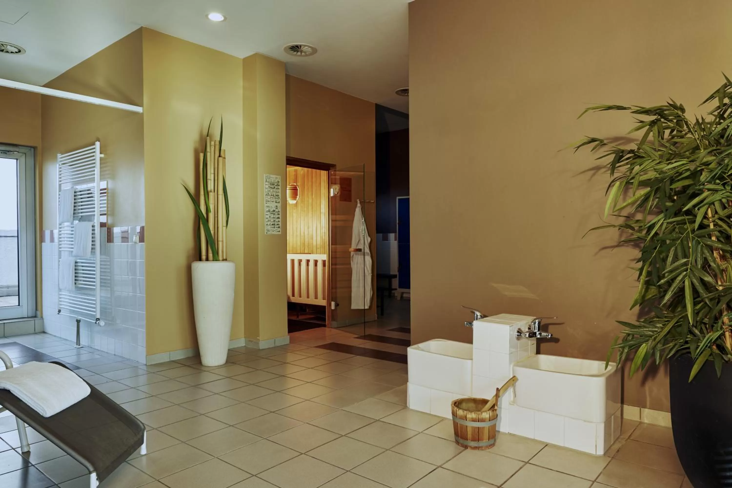 Sauna in H4 Hotel Kassel City, Trademark Collection by Wyndham