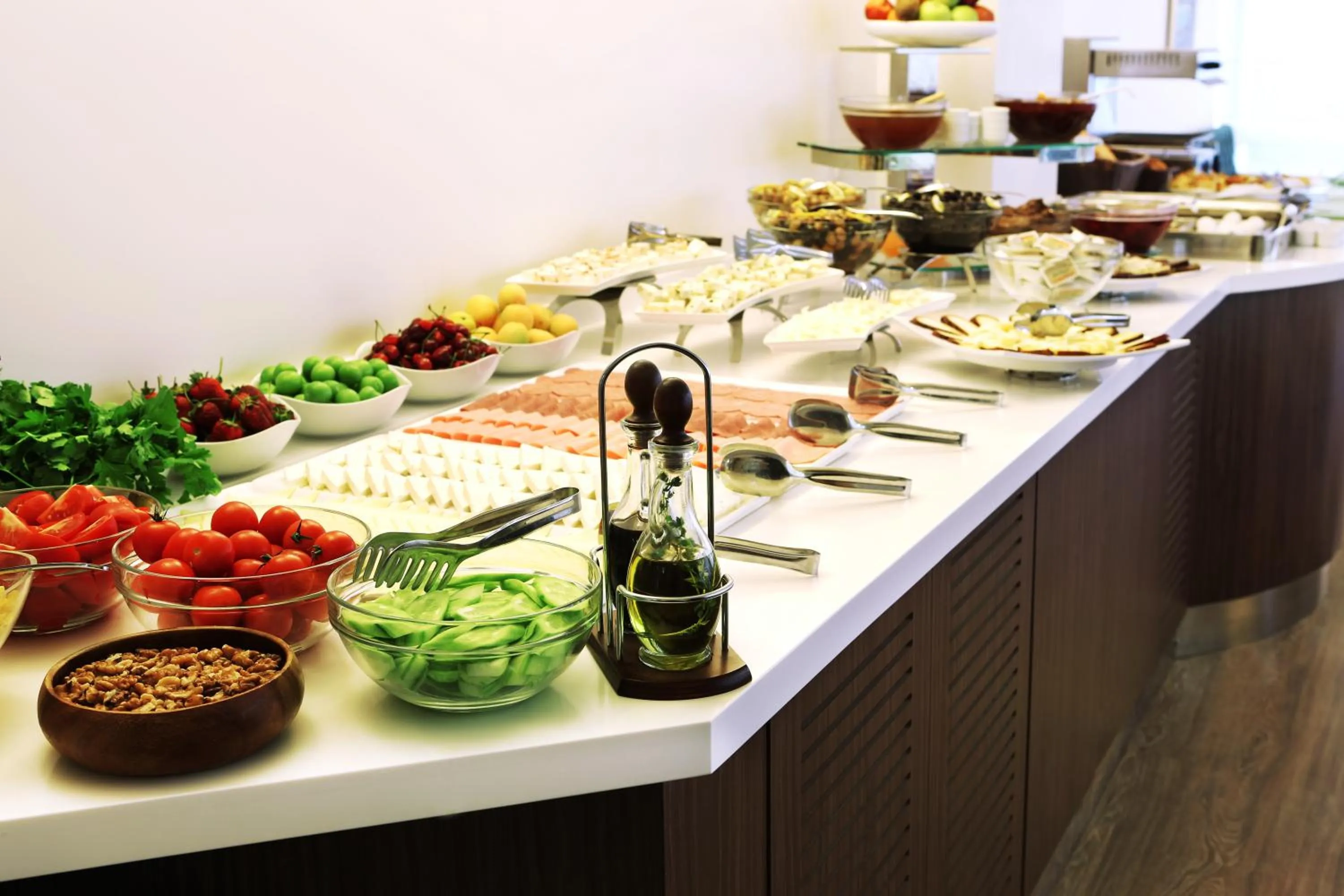 Restaurant/places to eat in Taximtown Hotel