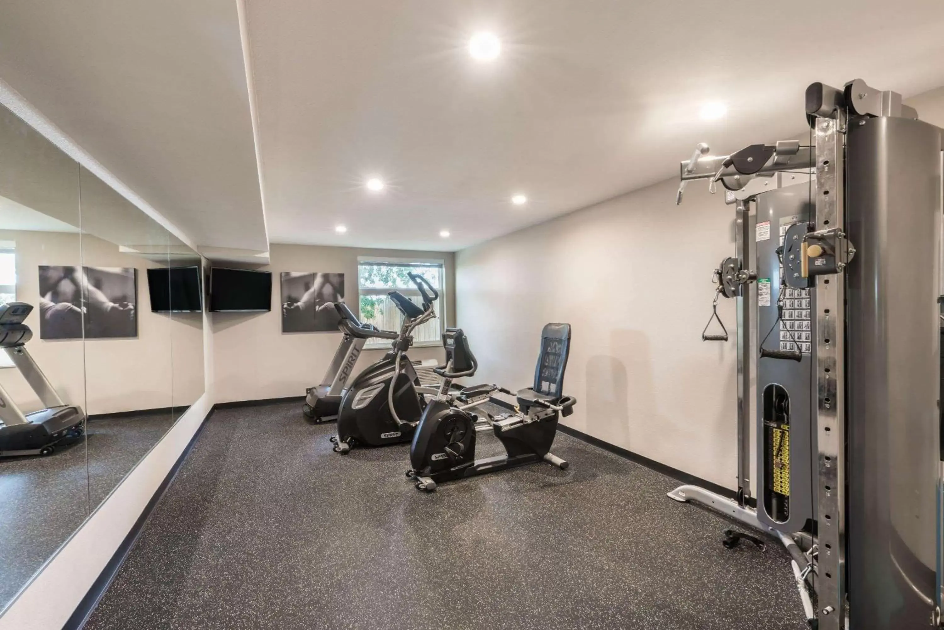 Fitness centre/facilities, Fitness Center/Facilities in Baymont by Wyndham Albuquerque Airport