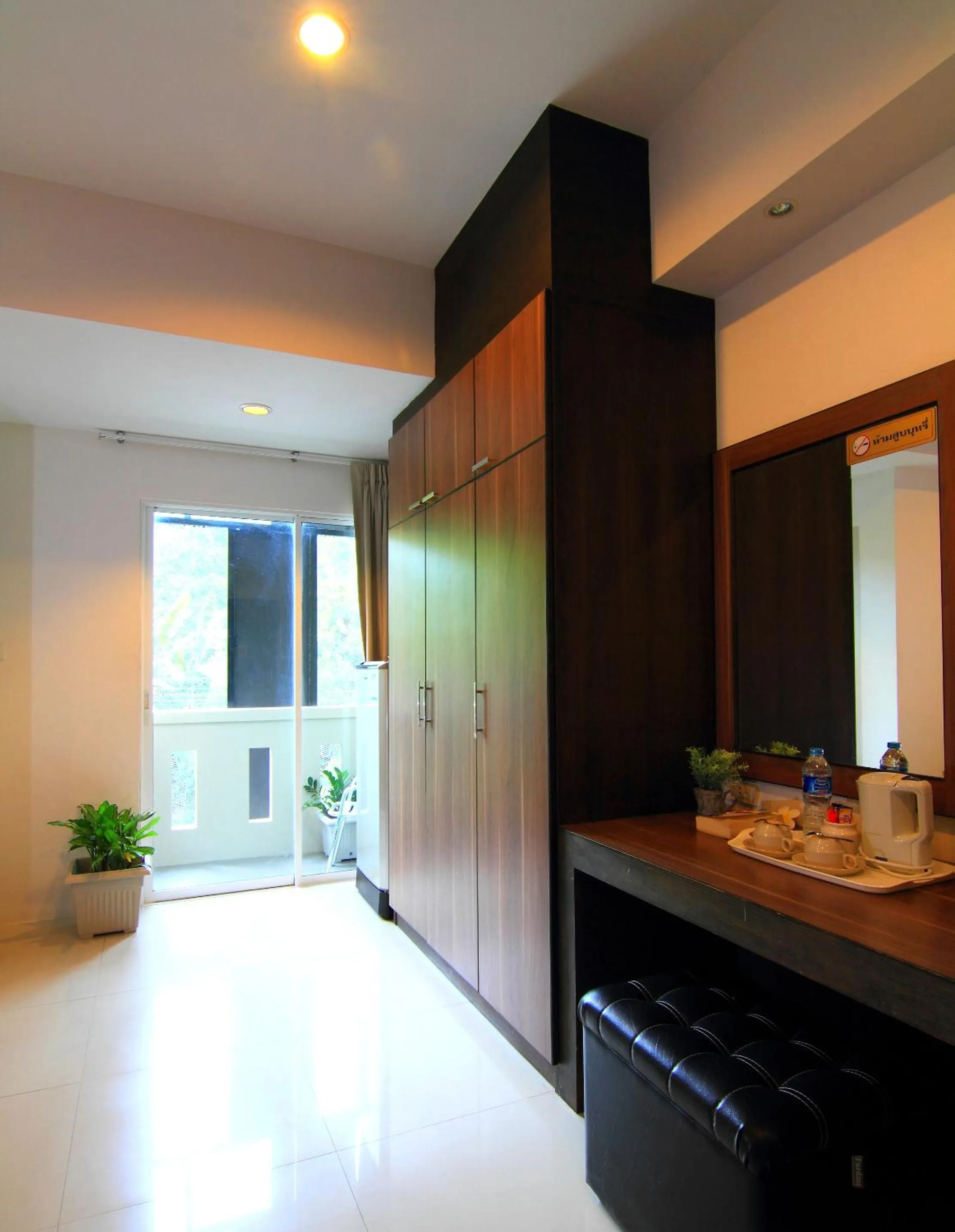 Photo of the whole room in Cool Residence Hotel