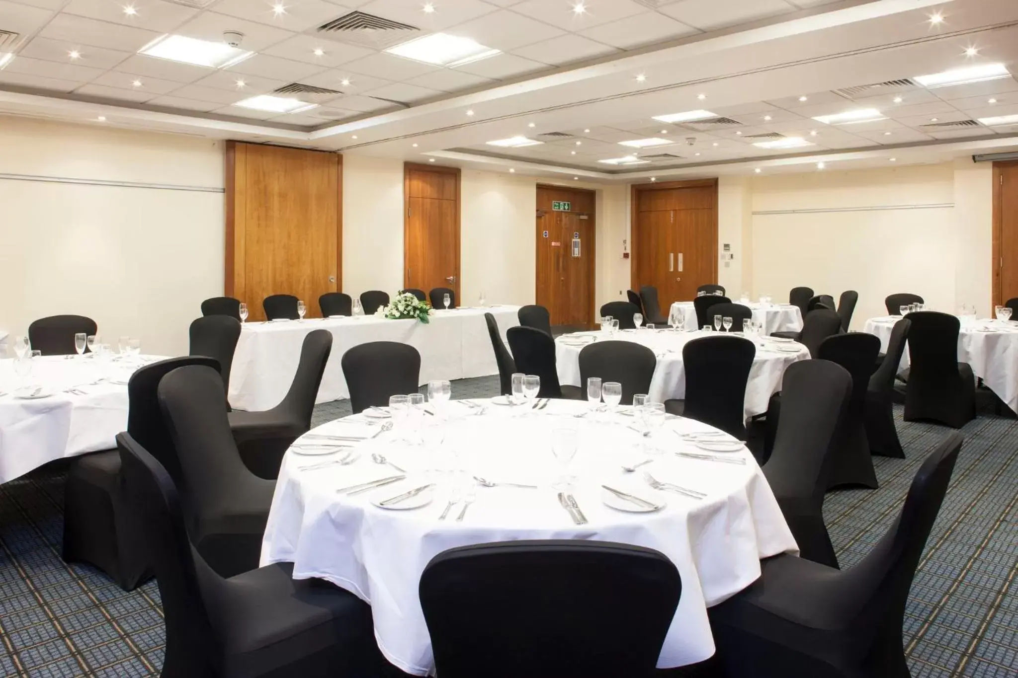 Banquet/Function facilities, Banquet Facilities in Holiday Inn Rochester-Chatham, an IHG Hotel