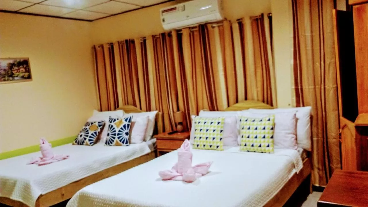 Property building, Bed in Hwan Dynasty Suite