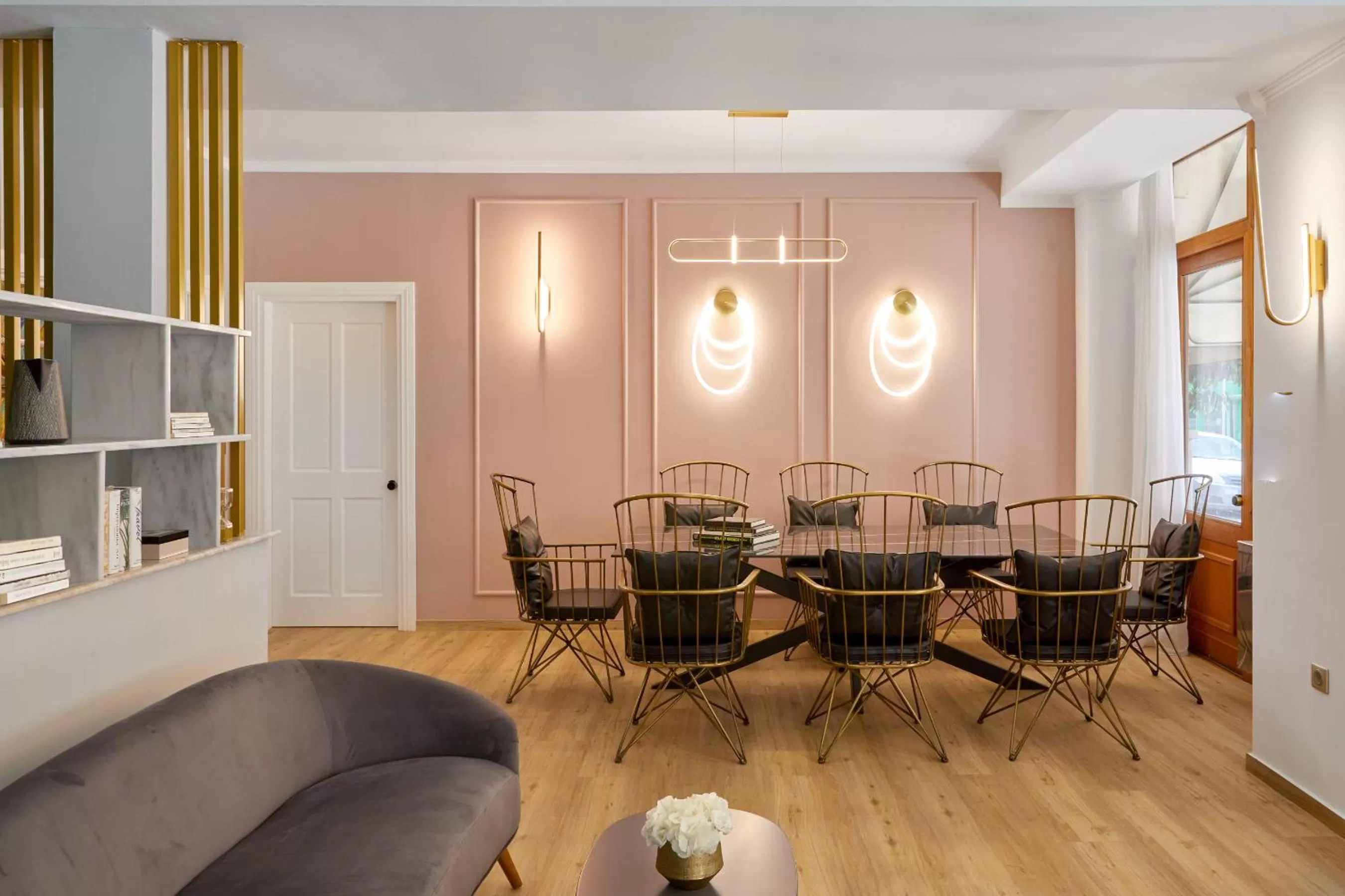 Seating area in Hotel Luxembourg